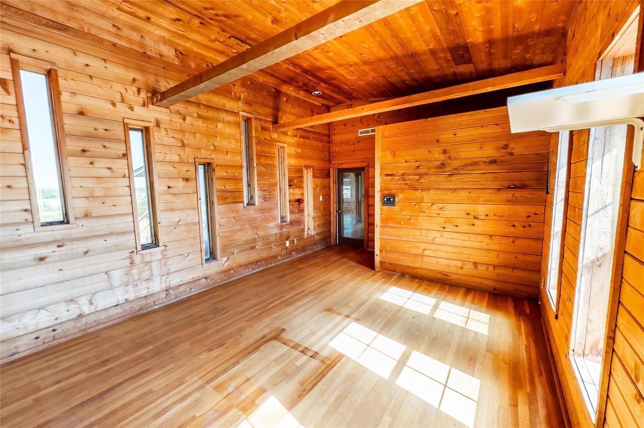 890 Rattlesnake Road