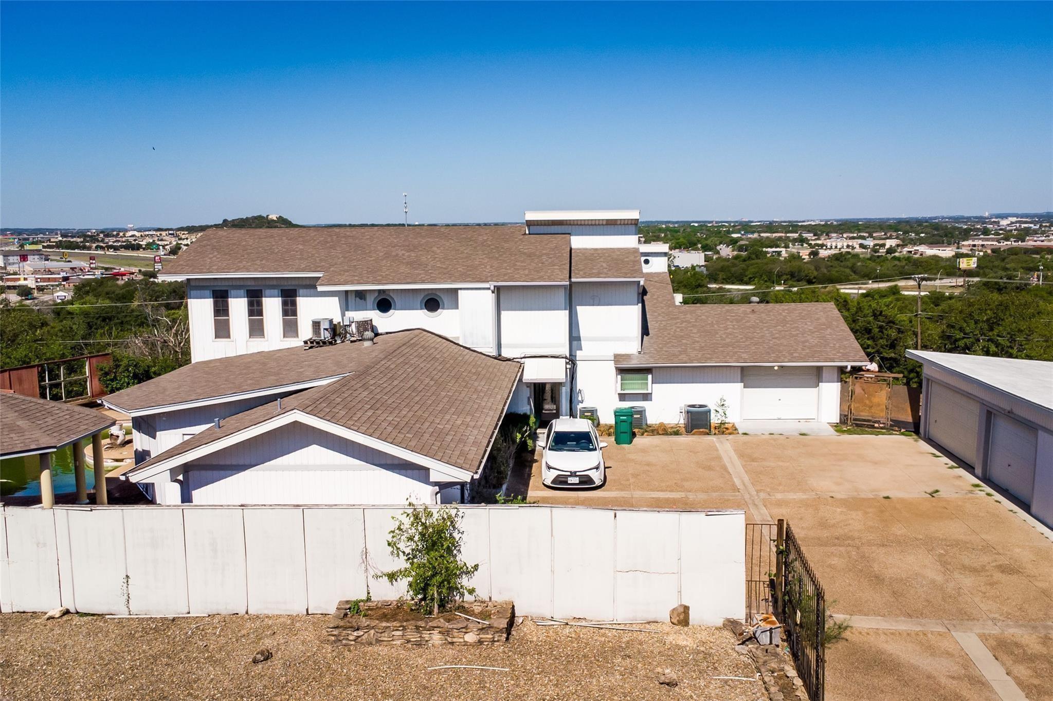 890 Rattlesnake Road