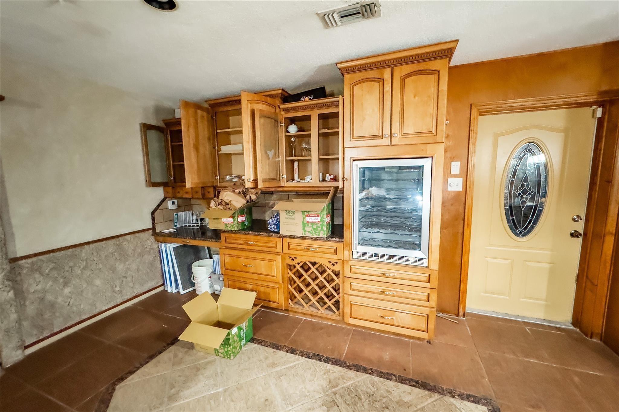 890 Rattlesnake Road
