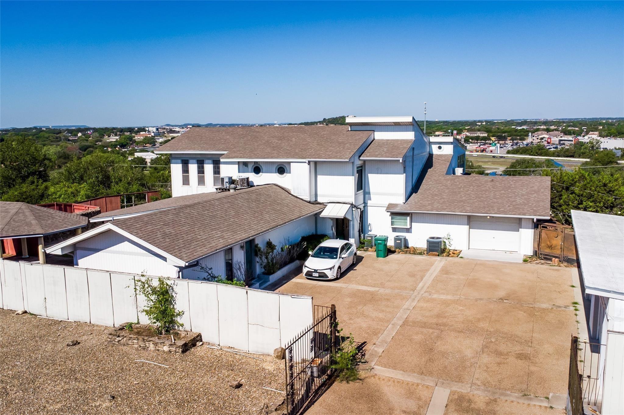 890 Rattlesnake Road
