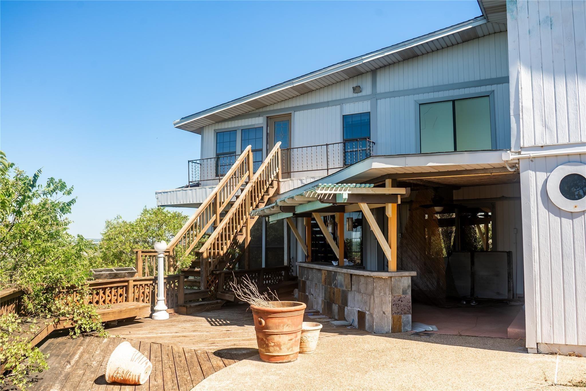 890 Rattlesnake Road