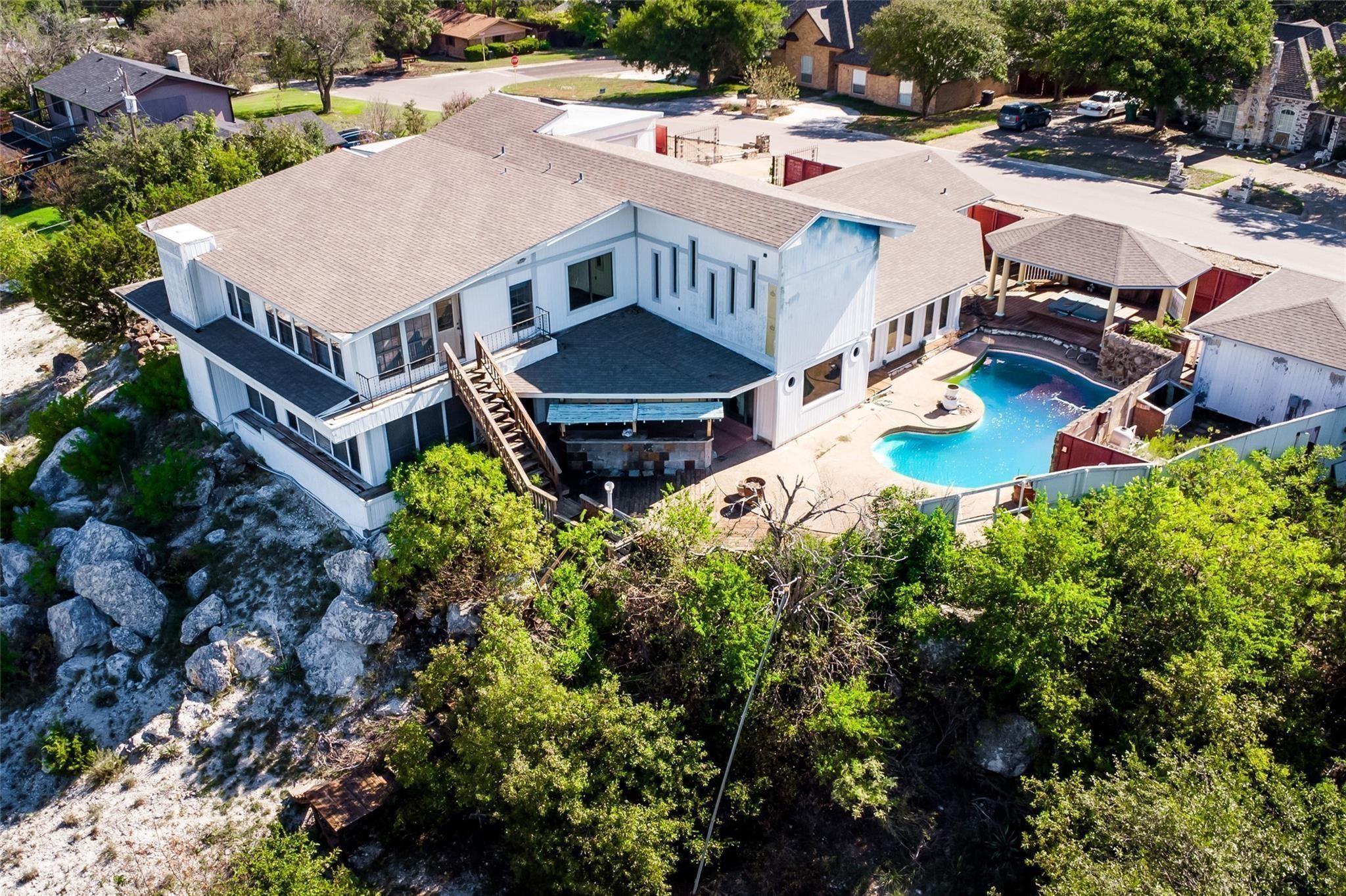 890 Rattlesnake Road