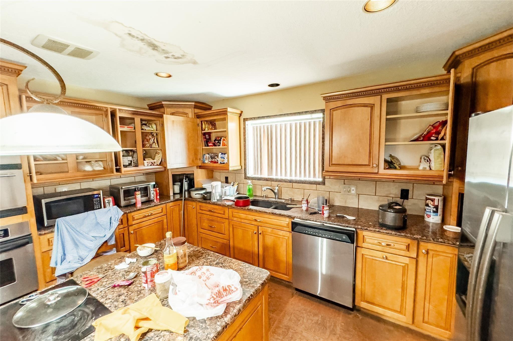 890 Rattlesnake Road