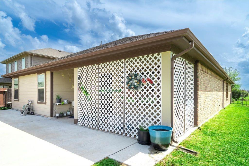 18226 Mulberry Spring Circle