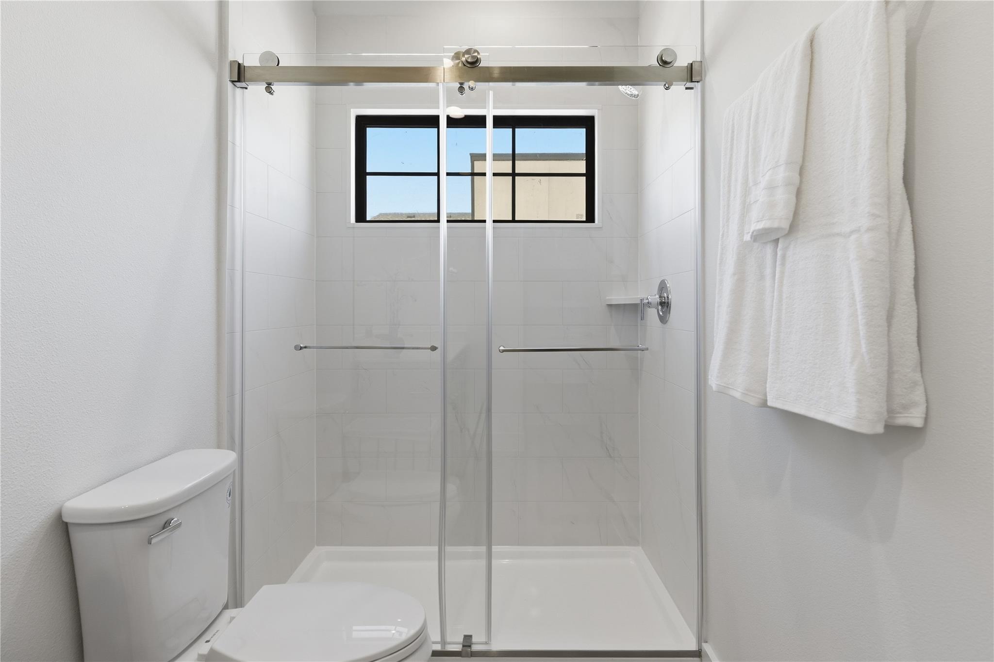 11933 N Hoa Sen Circle