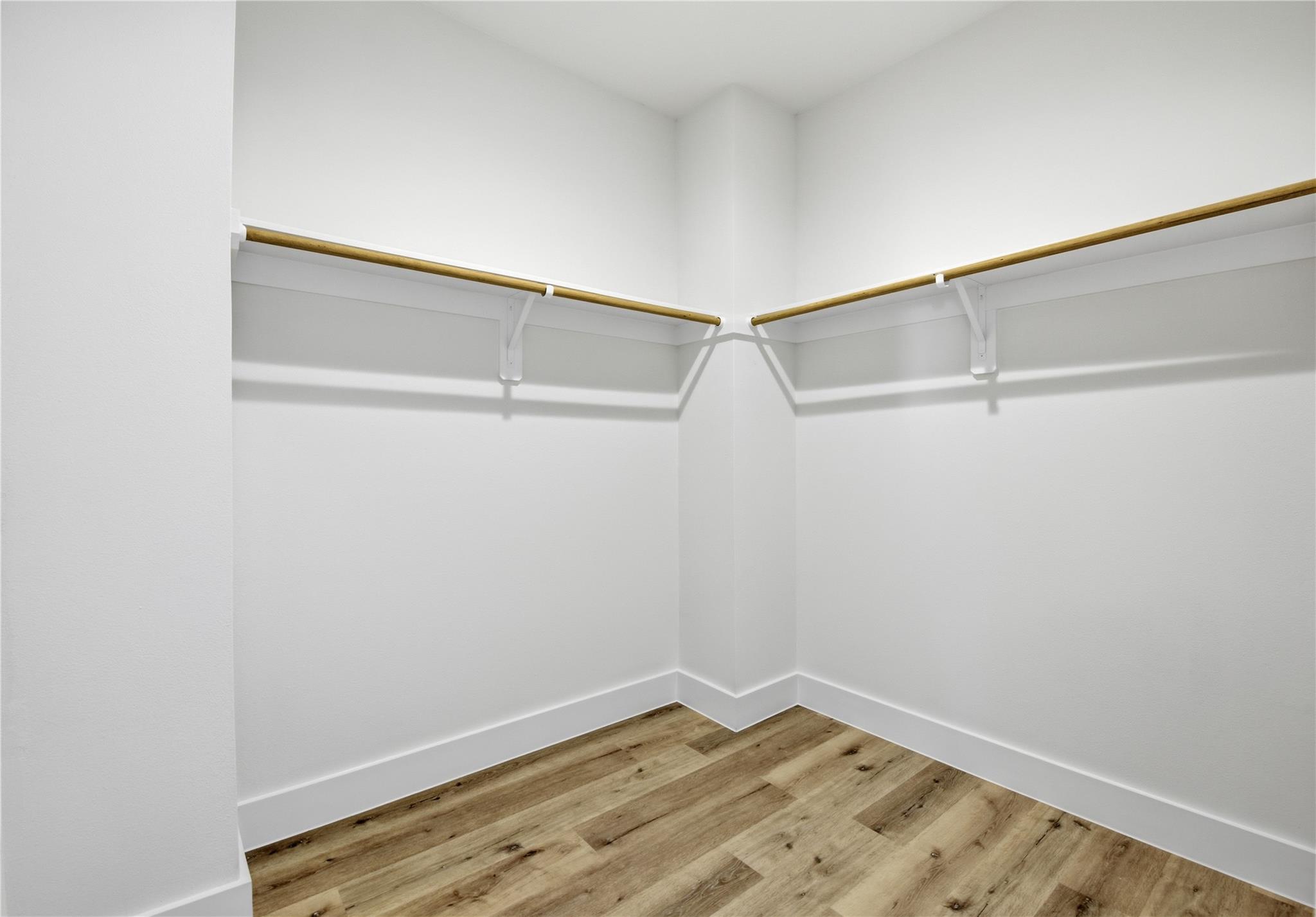 11933 N Hoa Sen Circle