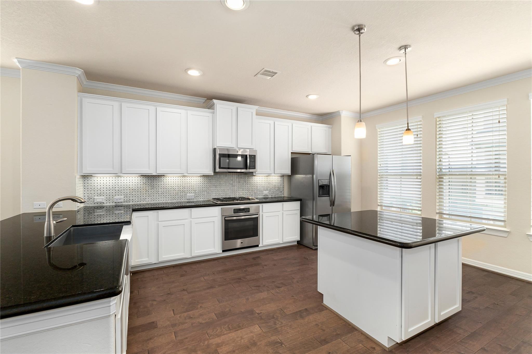 1511 Peyton Oaks Place