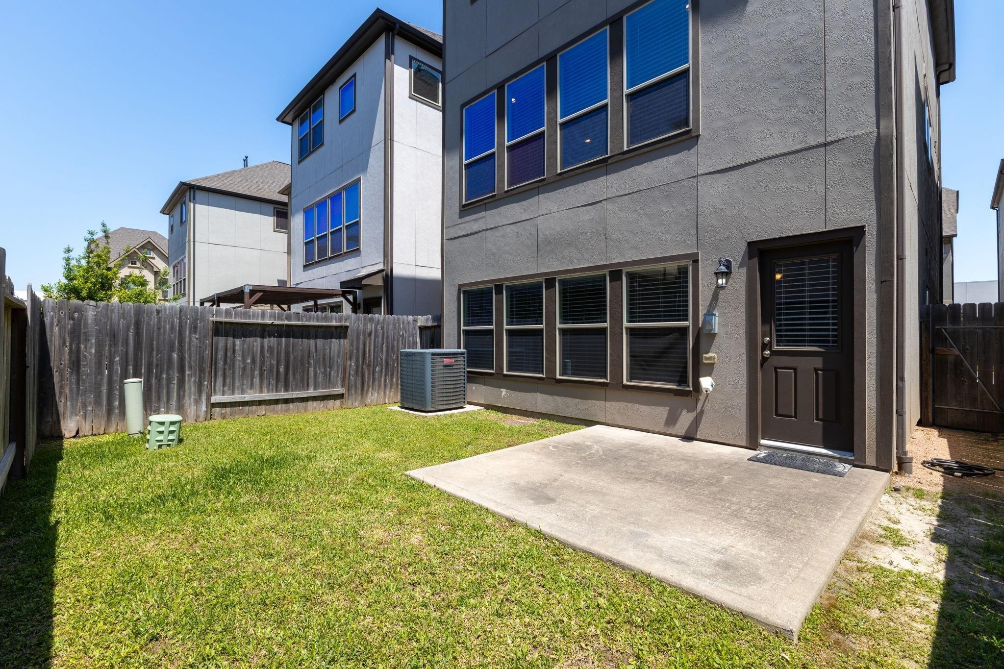1511 Peyton Oaks Place