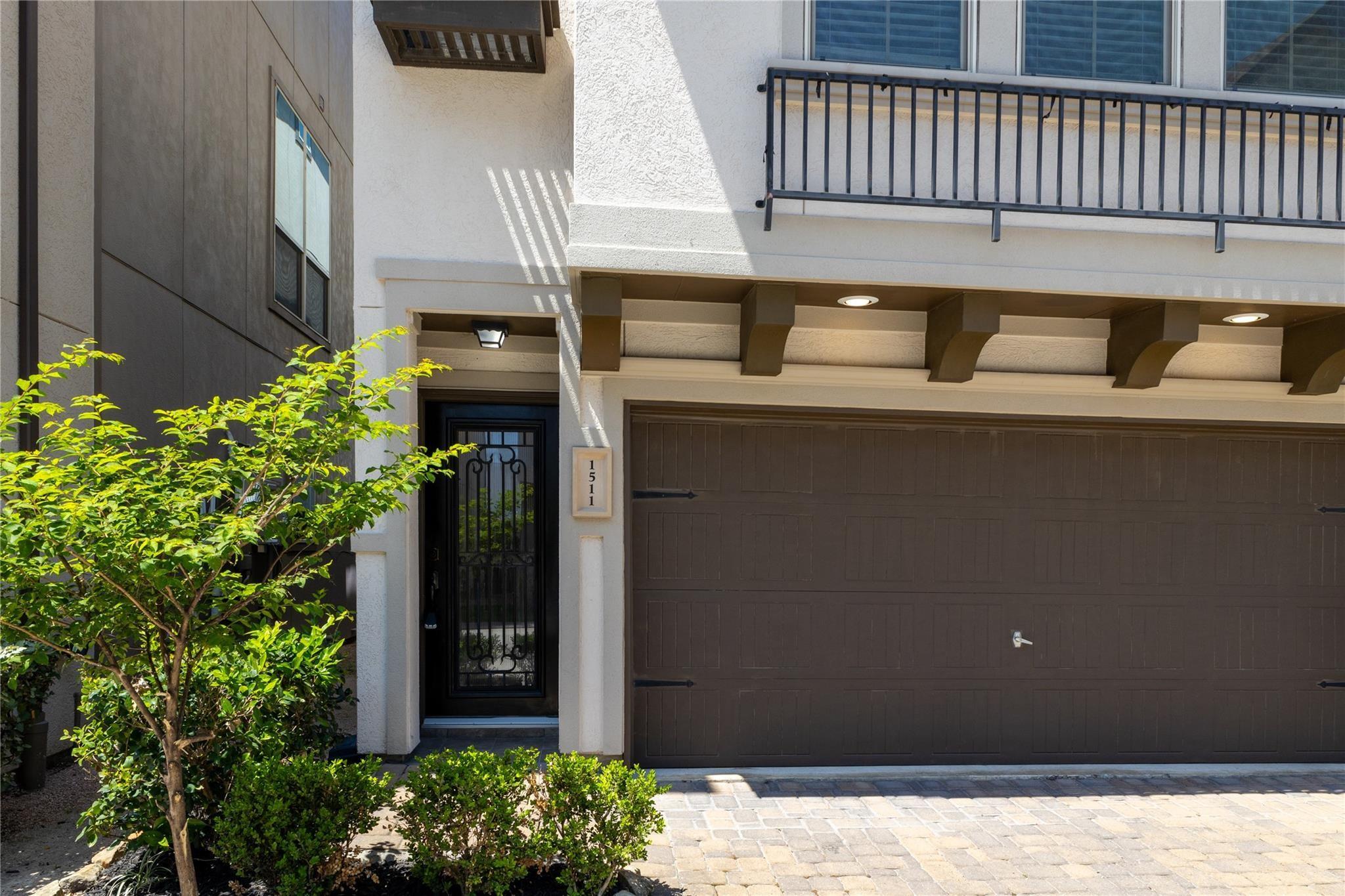 1511 Peyton Oaks Place