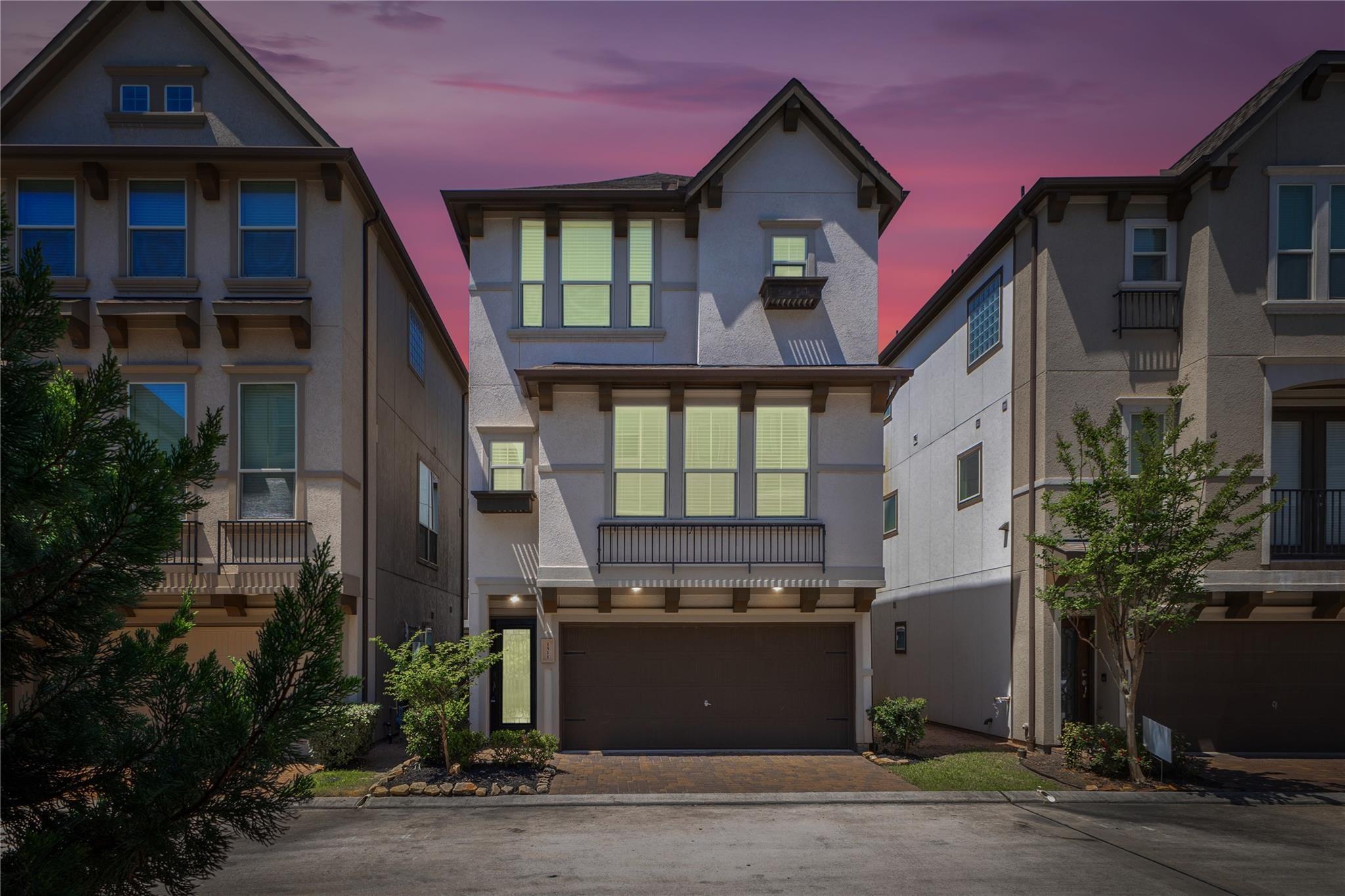 1511 Peyton Oaks Place