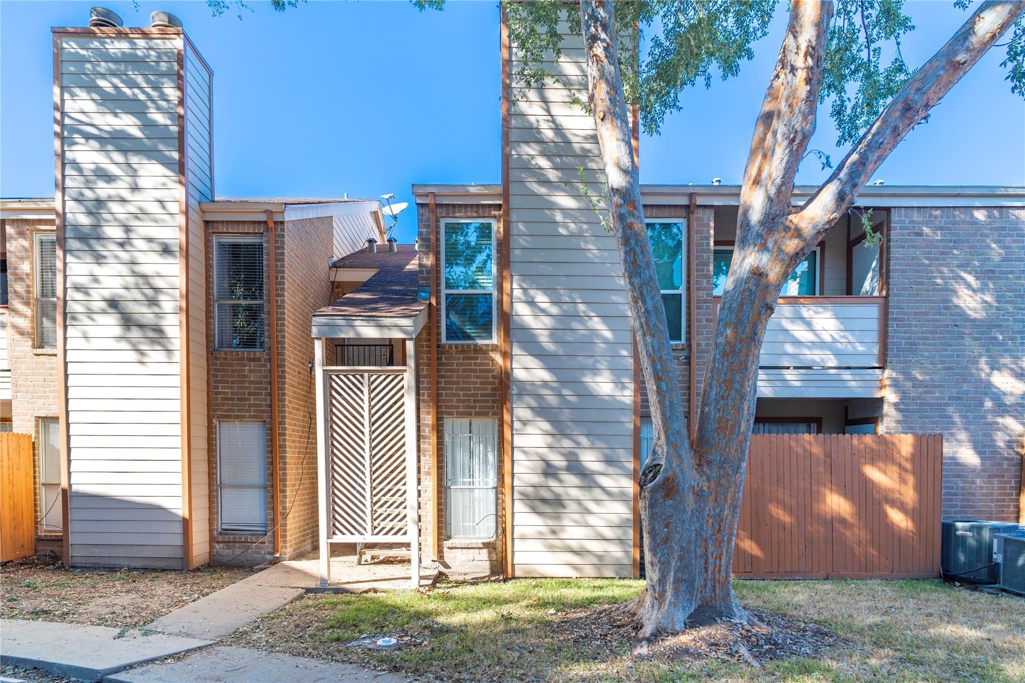 10202 Forum Park Drive # 211