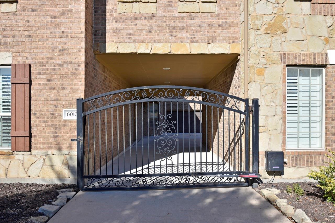 6010 Crystal Water Drive