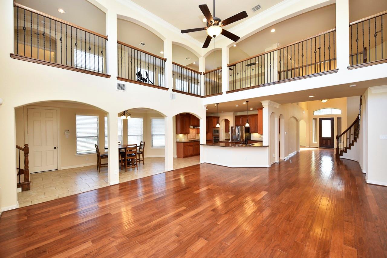 6010 Crystal Water Drive