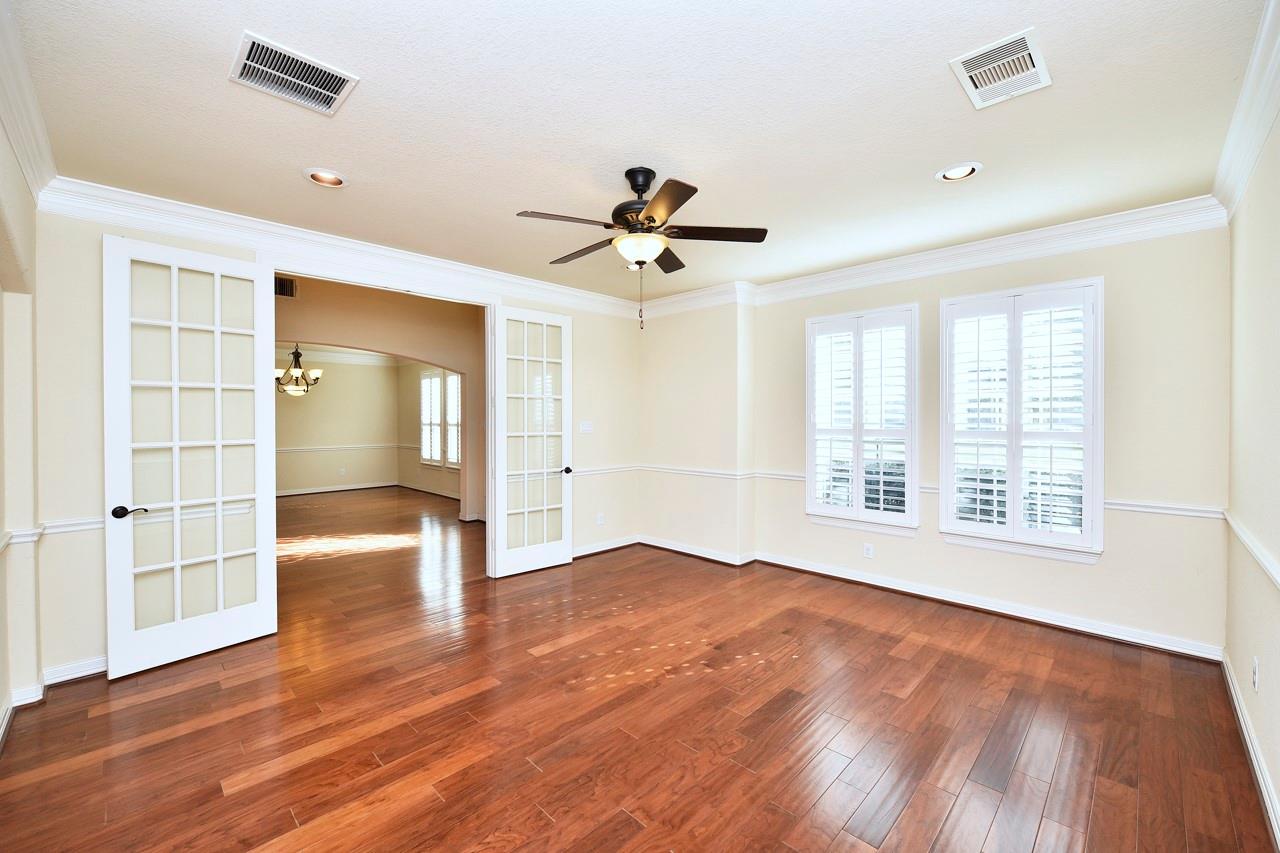 6010 Crystal Water Drive