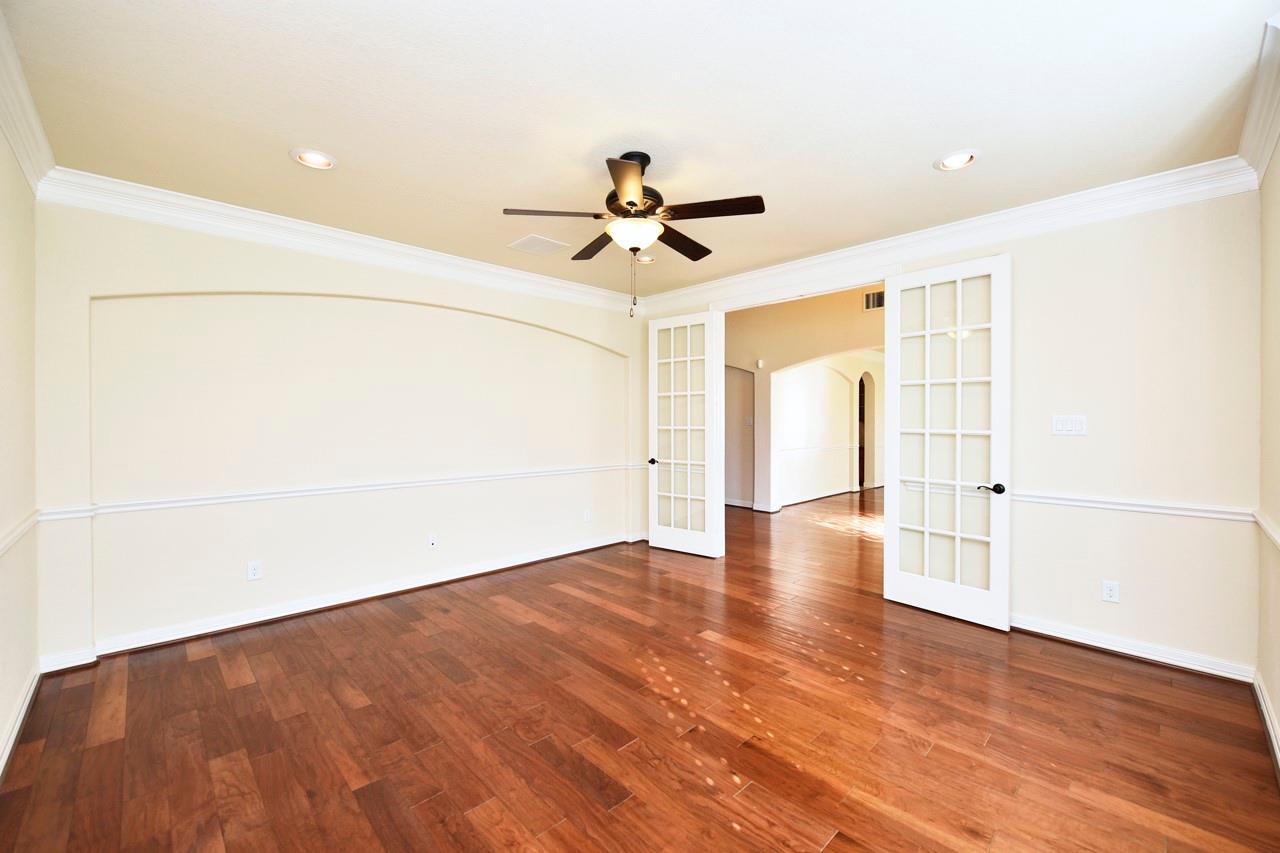 6010 Crystal Water Drive