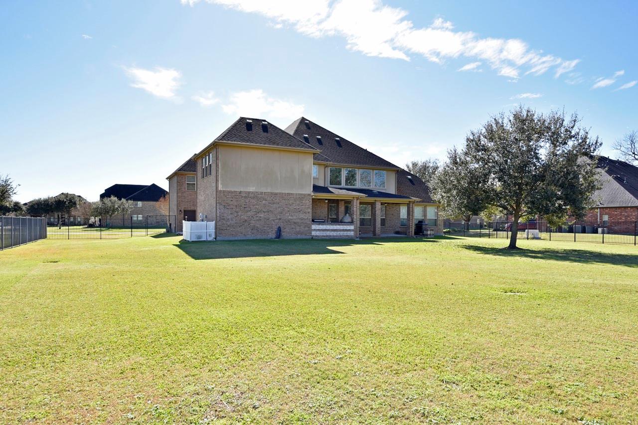 6010 Crystal Water Drive