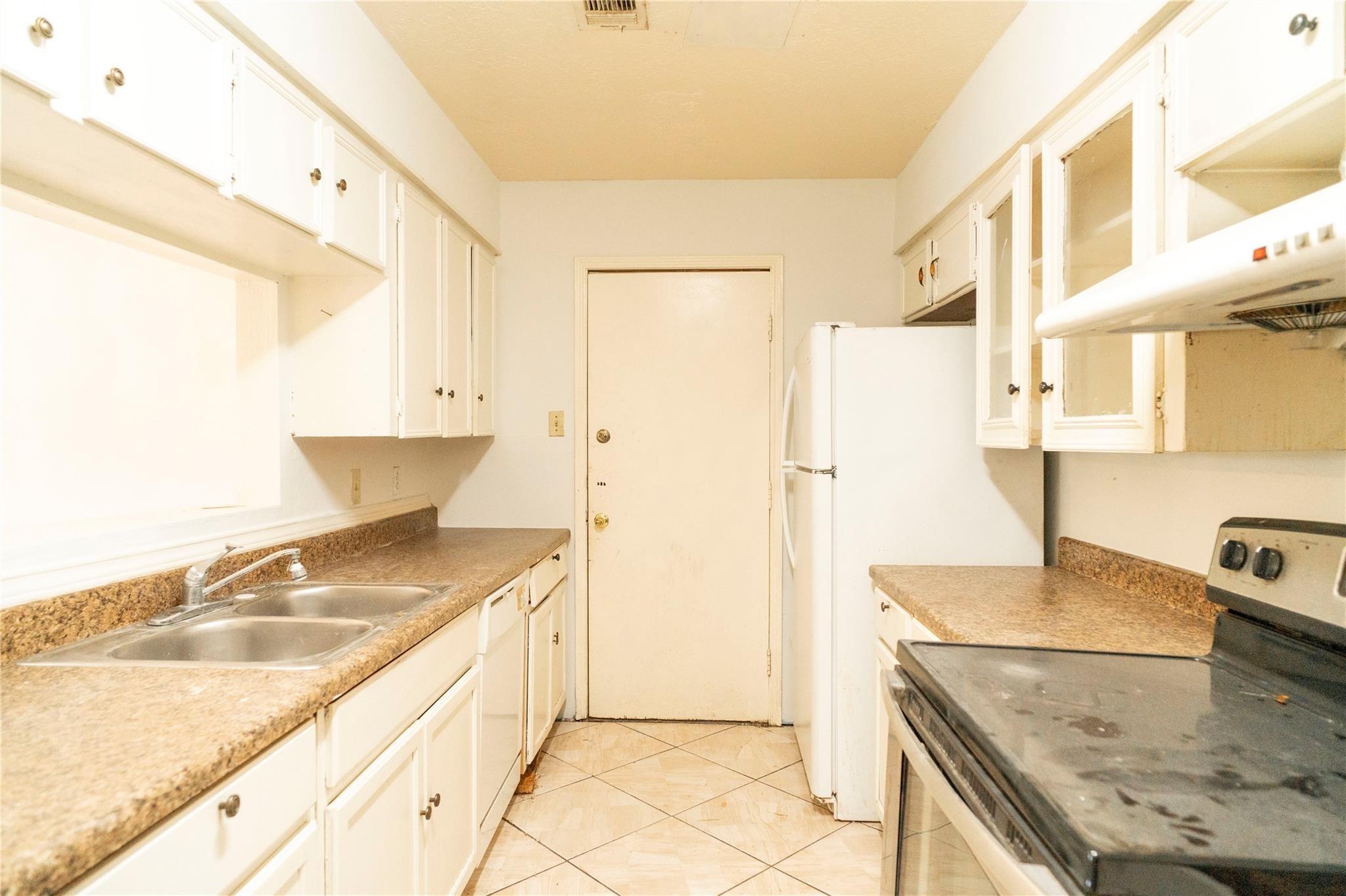 12356 Newbrook Drive