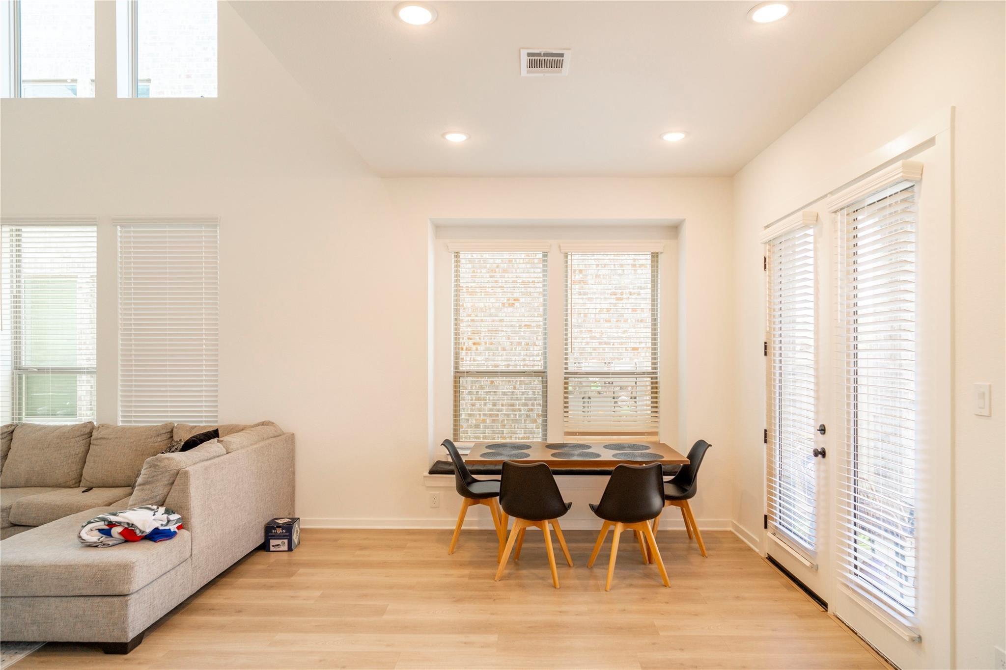 6522 Bramble Cove Lane