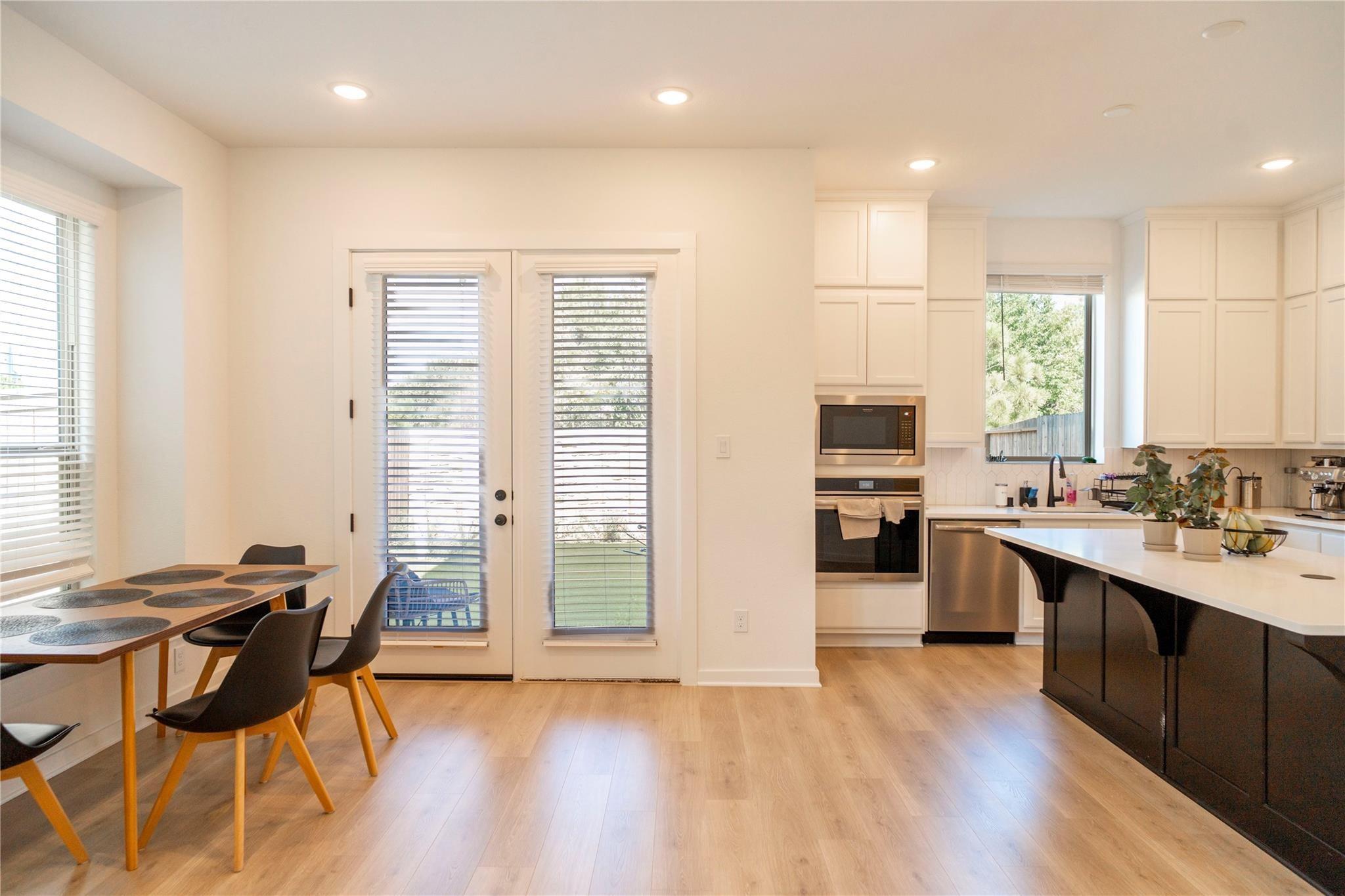 6522 Bramble Cove Lane