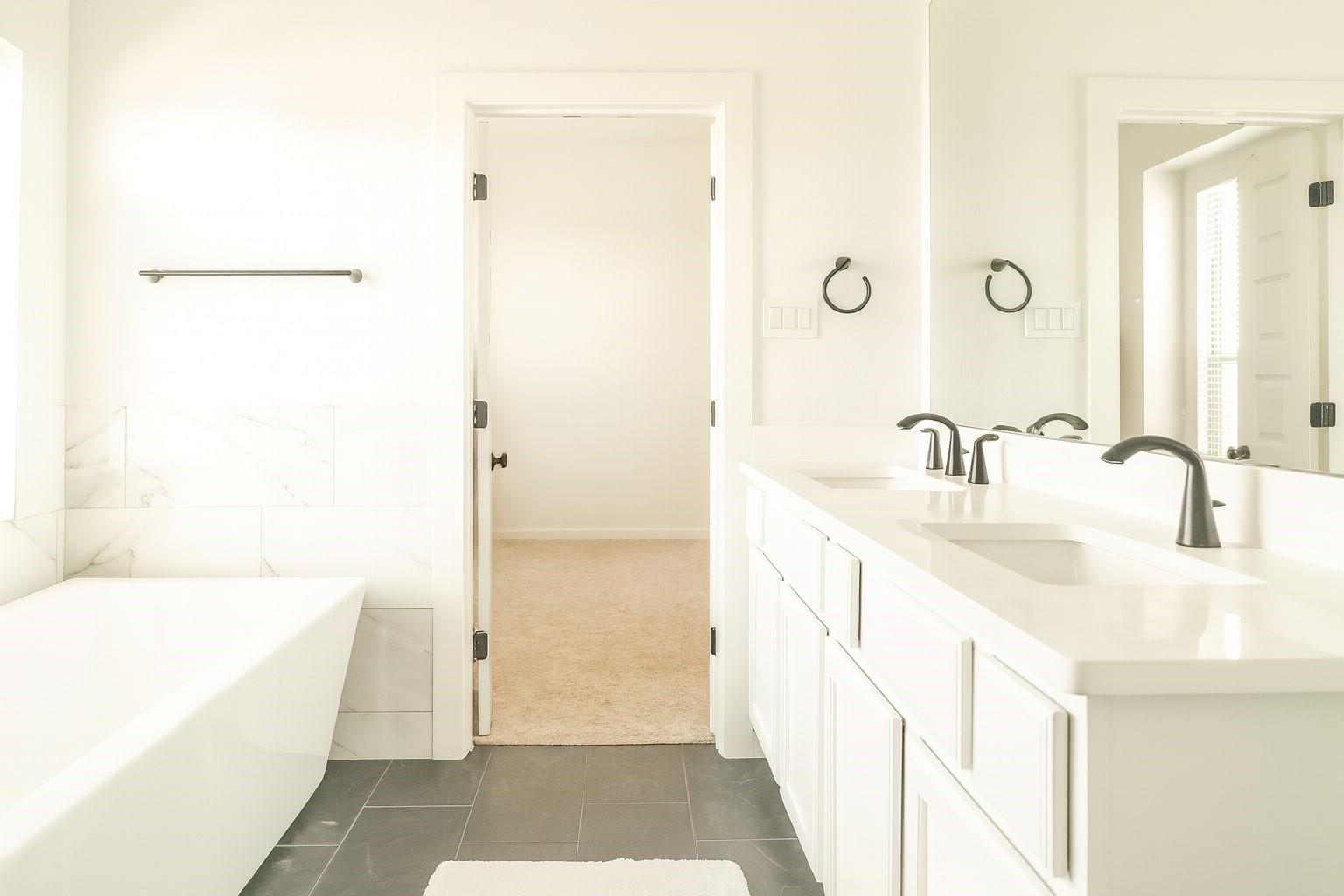 6522 Bramble Cove Lane