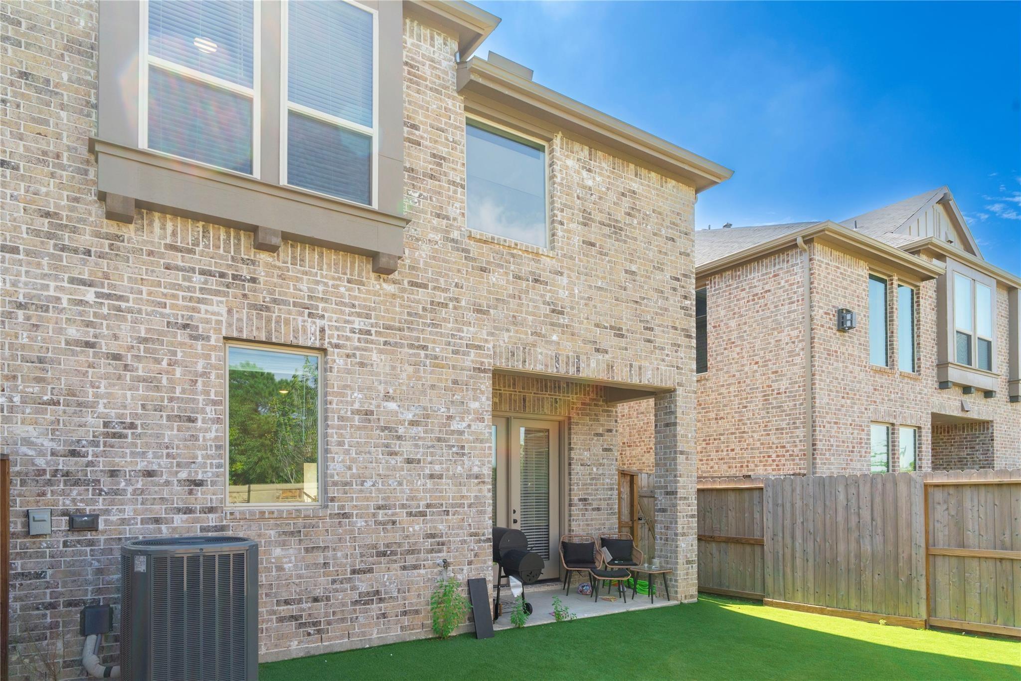 6522 Bramble Cove Lane