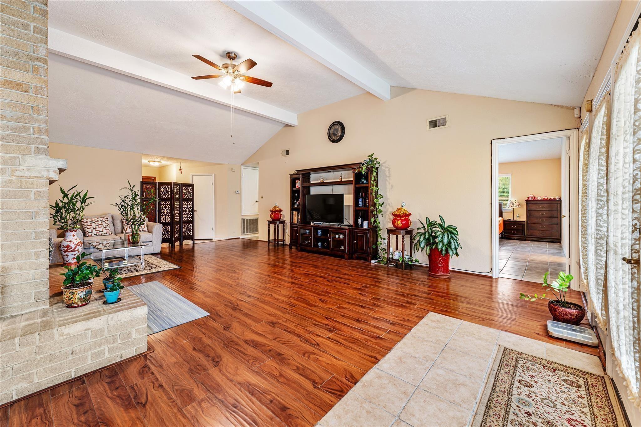 13418 Cricket Wood Circle