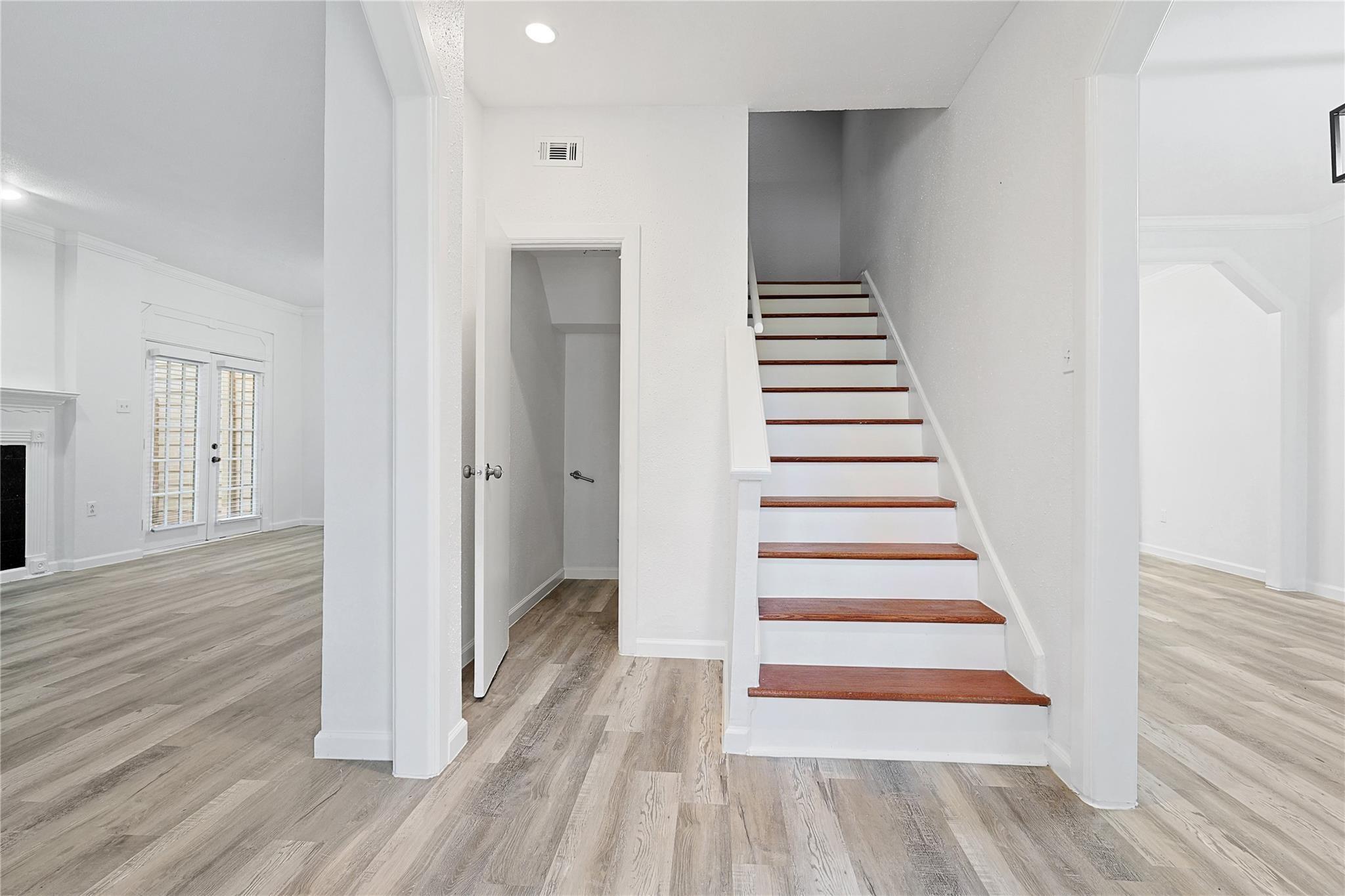 2100 Tanglewilde Street # 131