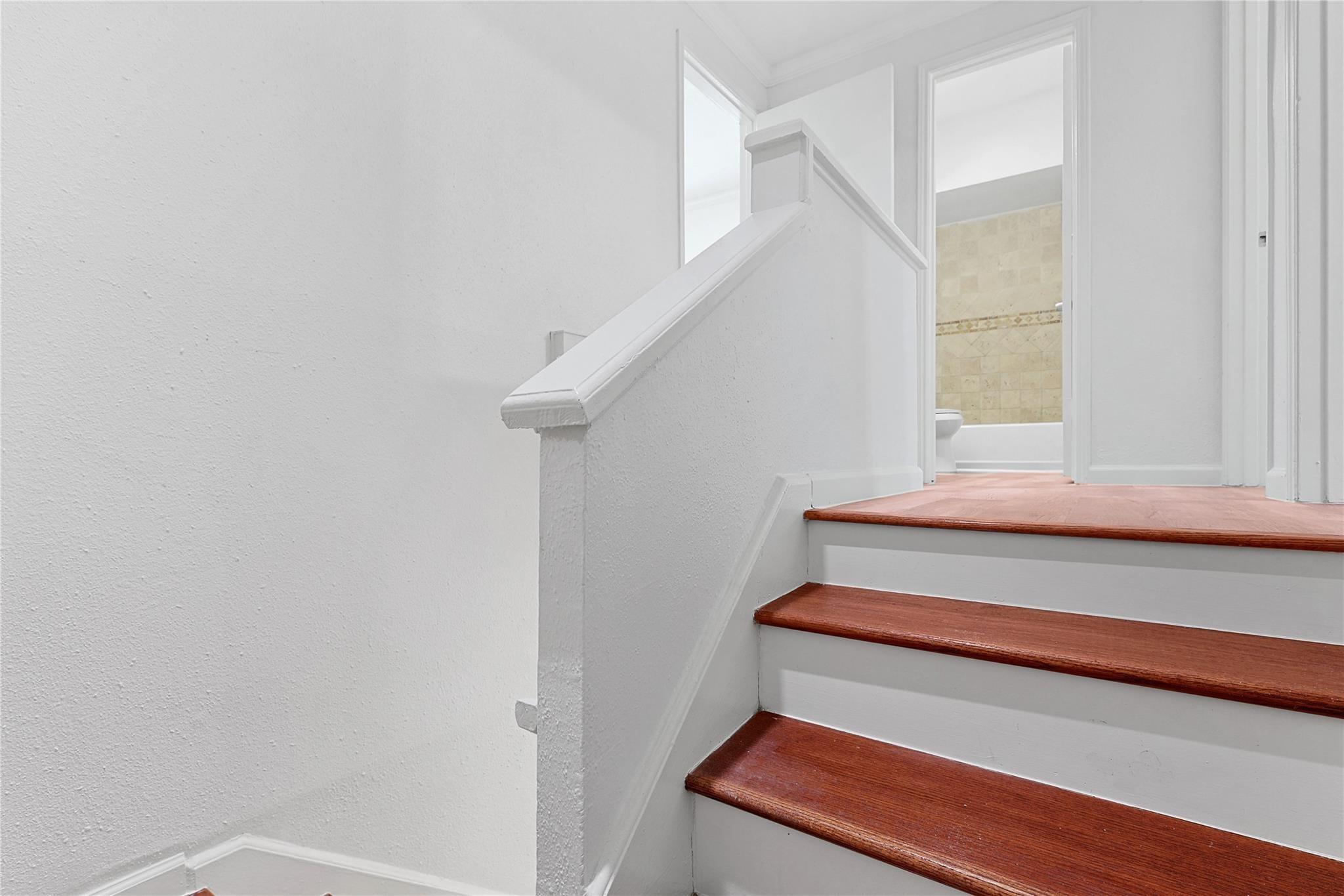 2100 Tanglewilde Street # 131