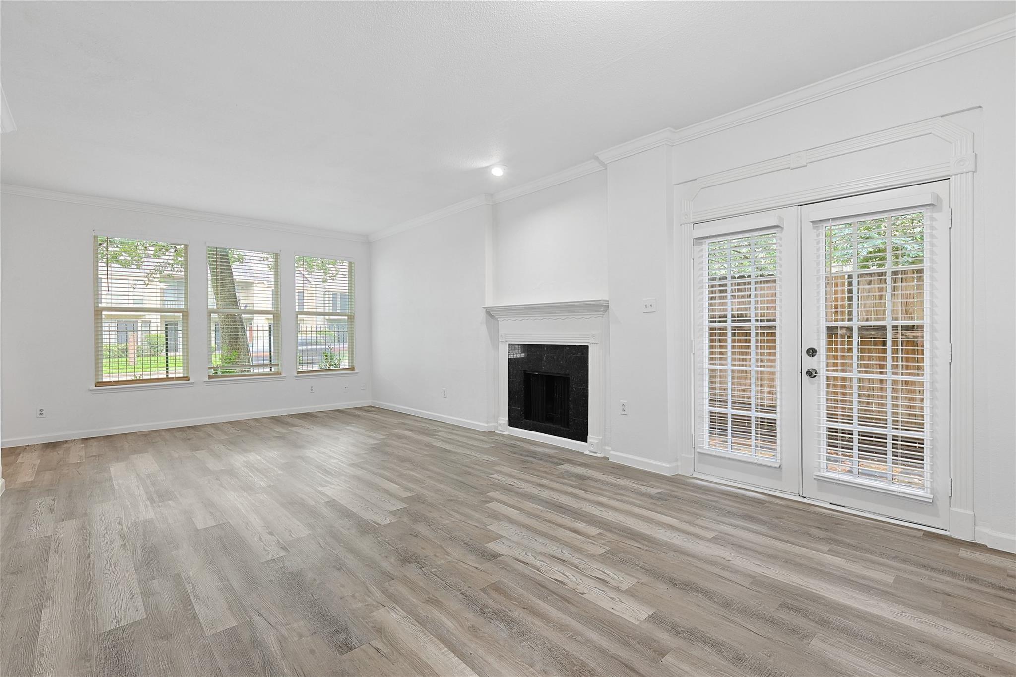 2100 Tanglewilde Street # 131