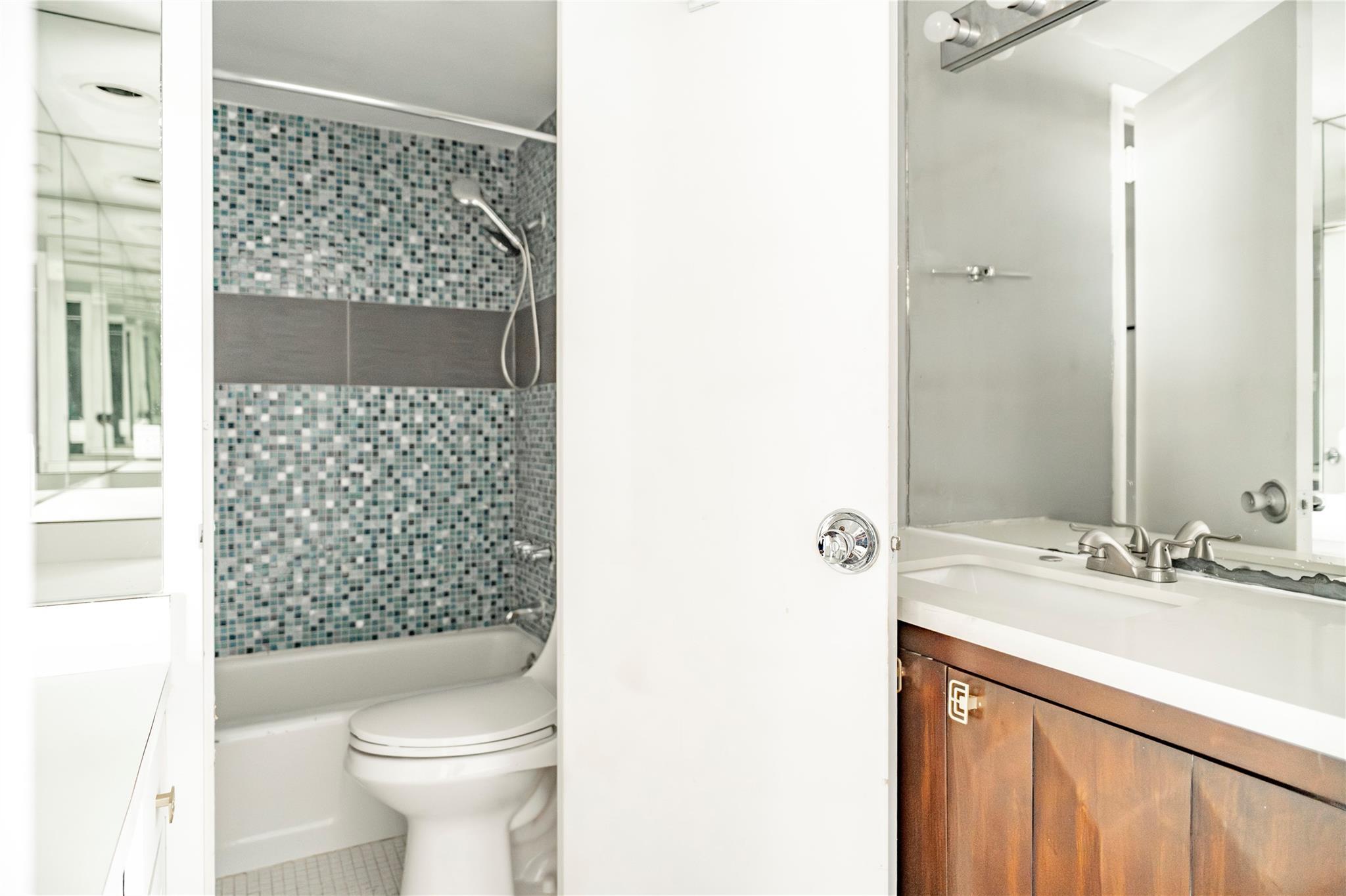 7510 Hornwood Drive # 1303