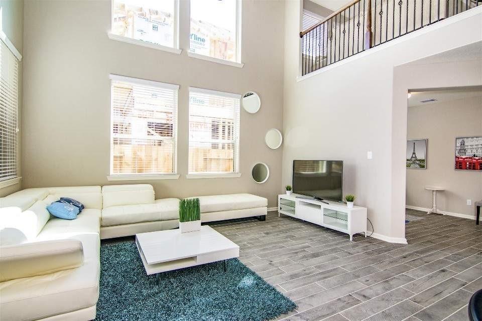 1514 Summer City Drive