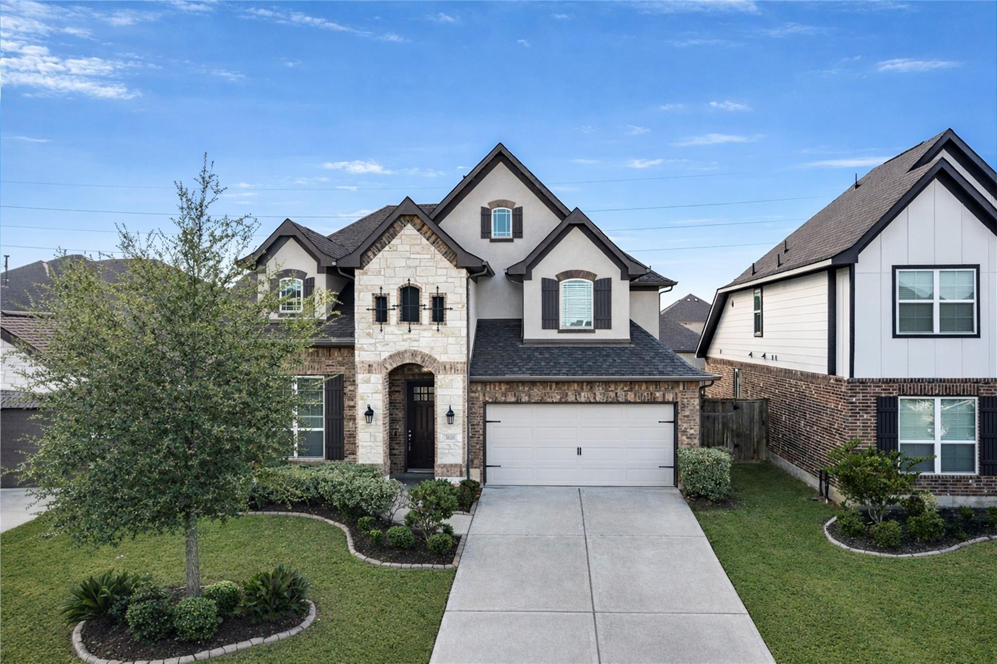 3618 Windward Canyon Drive