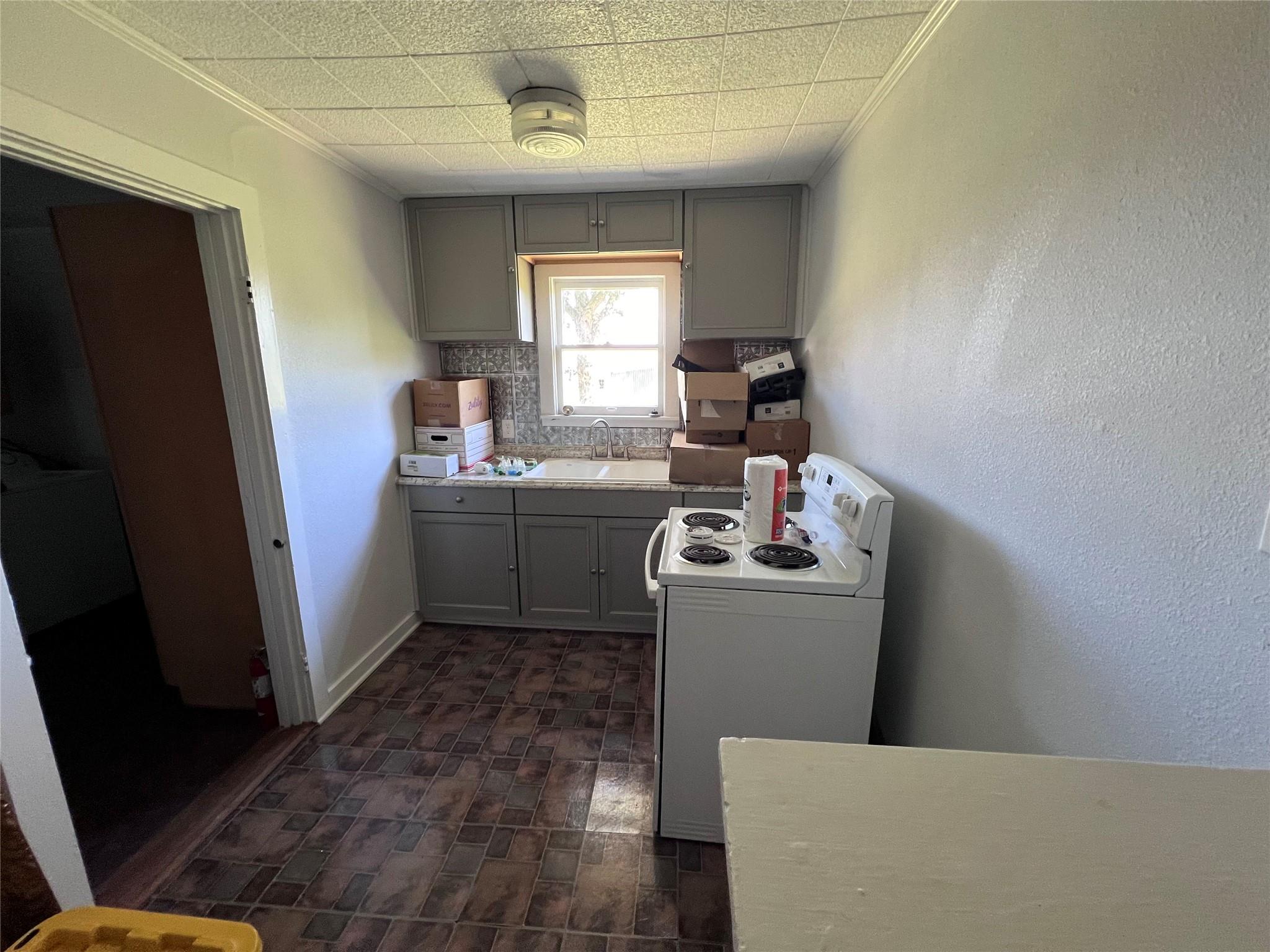 3527 S State Highway 71