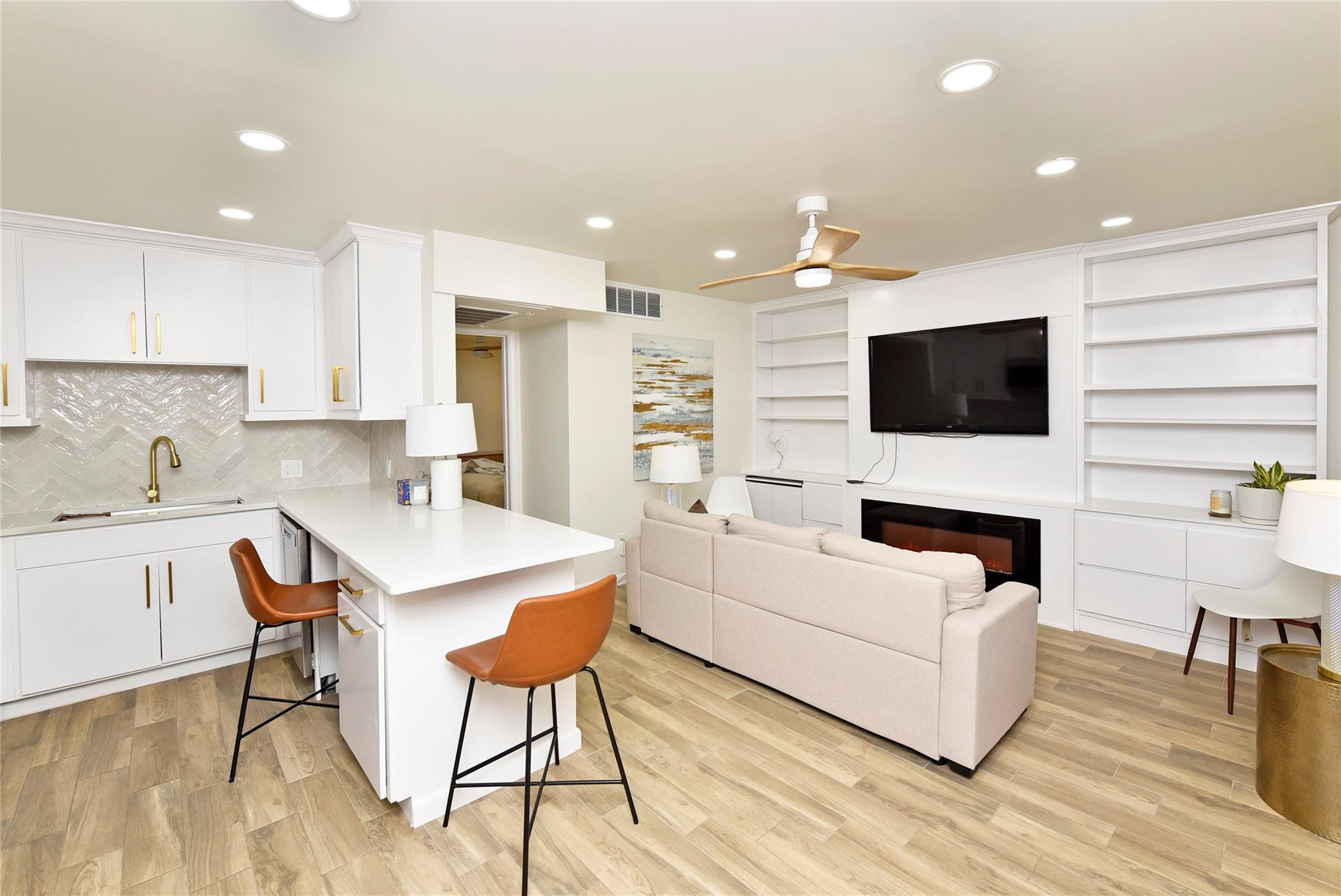 3224 Timmons Lane # 112
