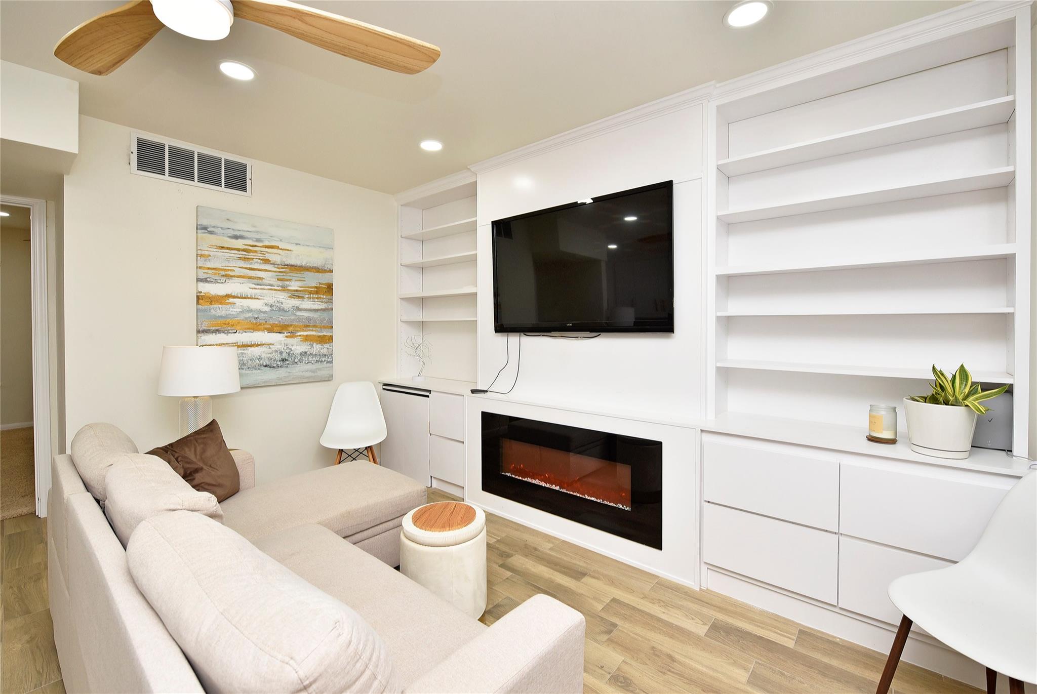 3224 Timmons Lane # 112