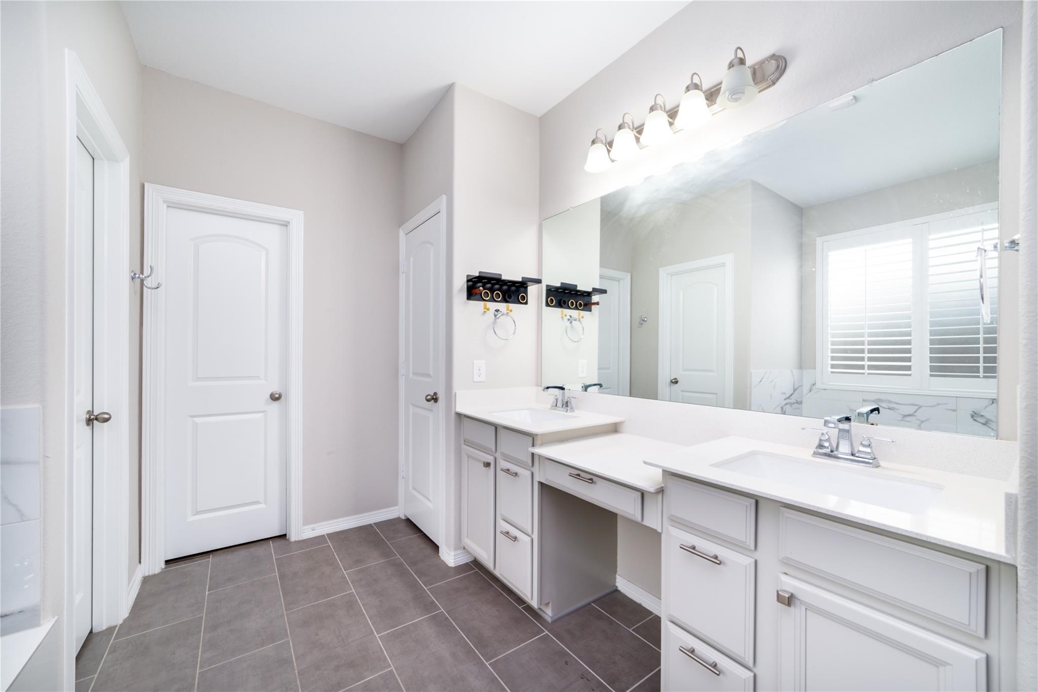 18235 Winding Willow Oak Way