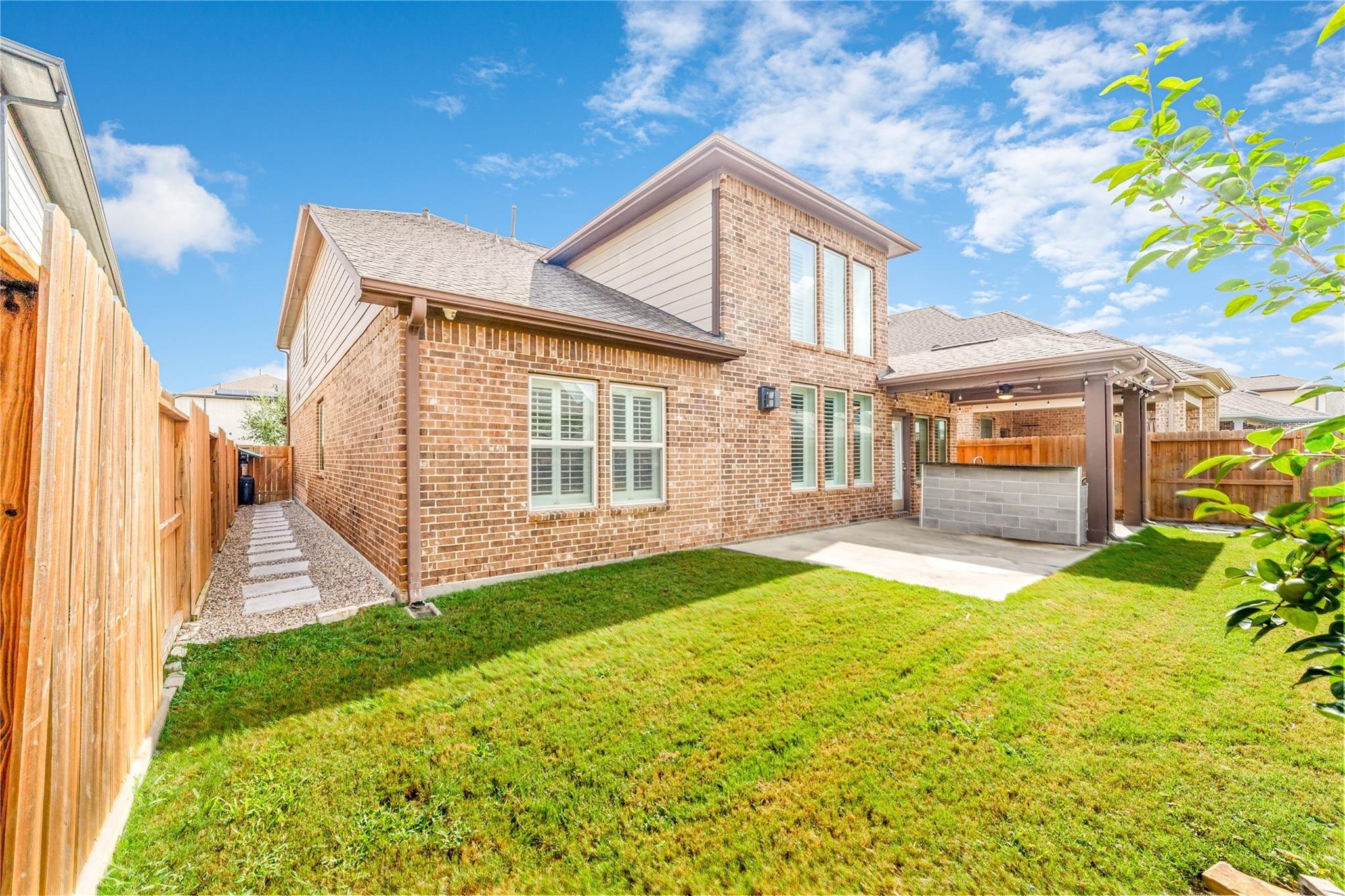 18235 Winding Willow Oak Way