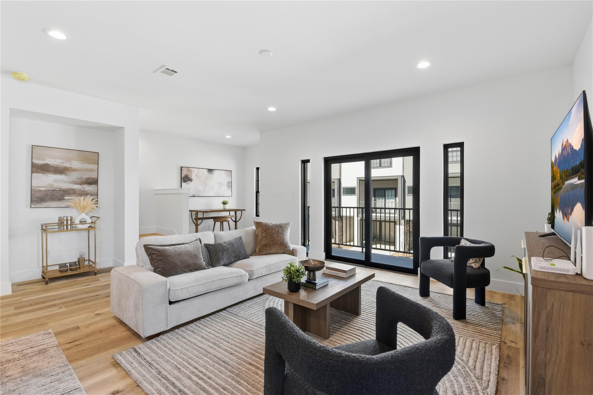 11917 N Hoa Sen Circle