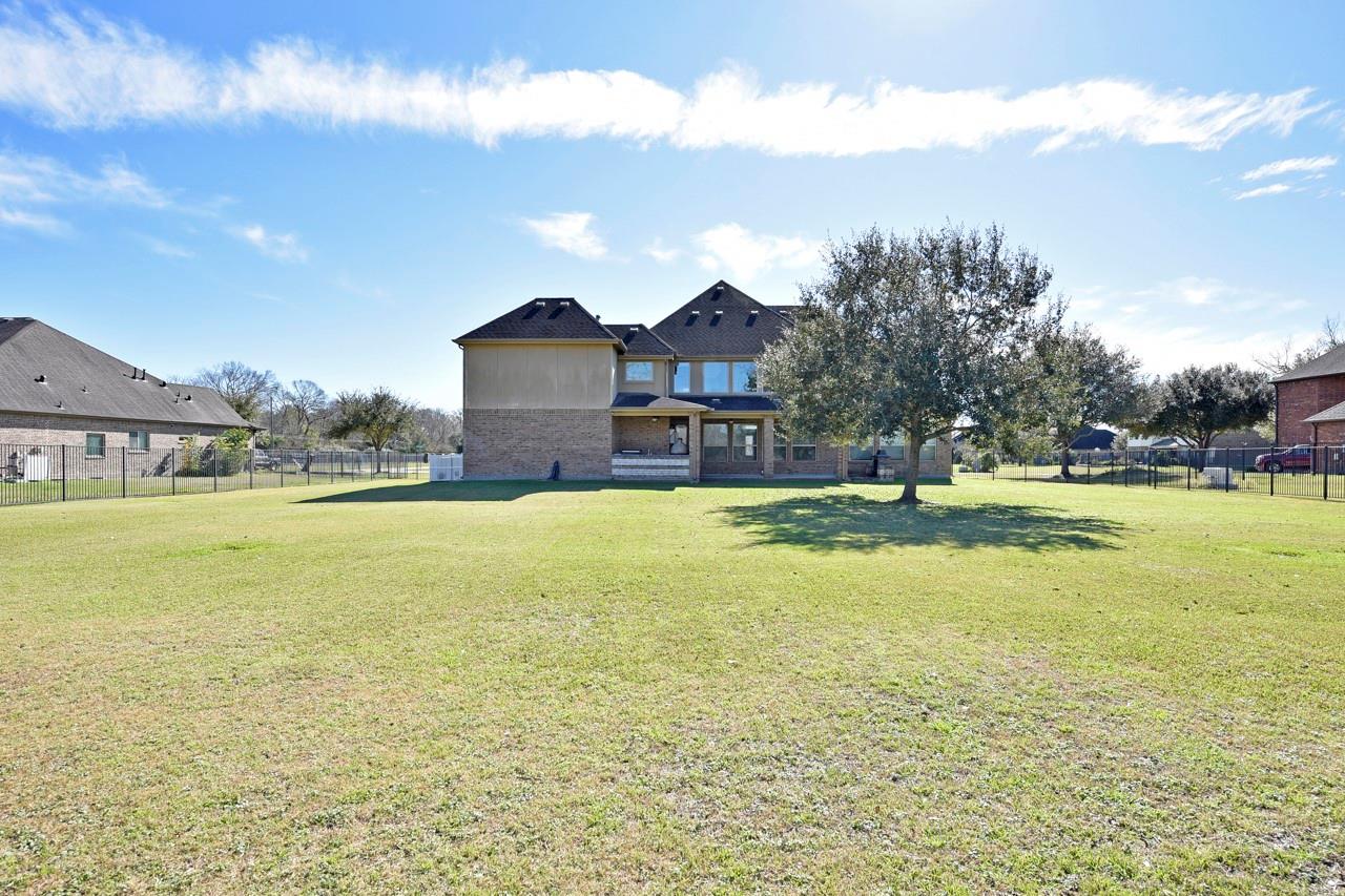 6010 Crystal Water Drive