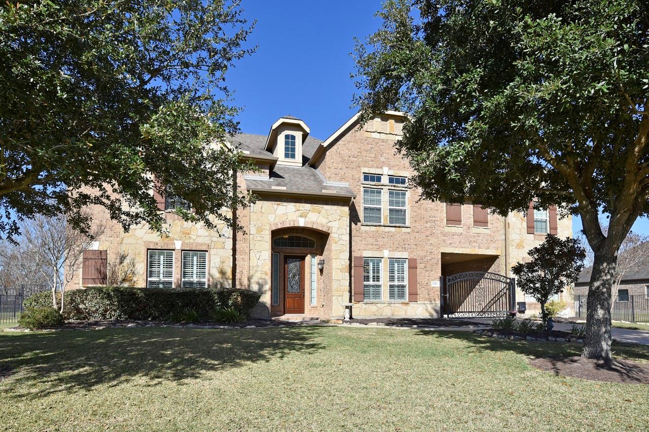 6010 Crystal Water Drive