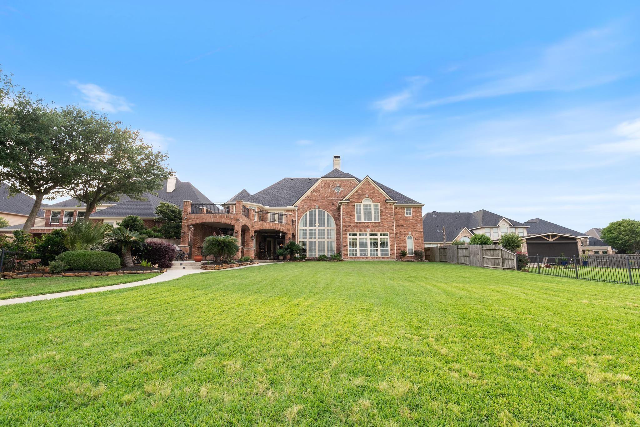 13706 Elm Shores Drive