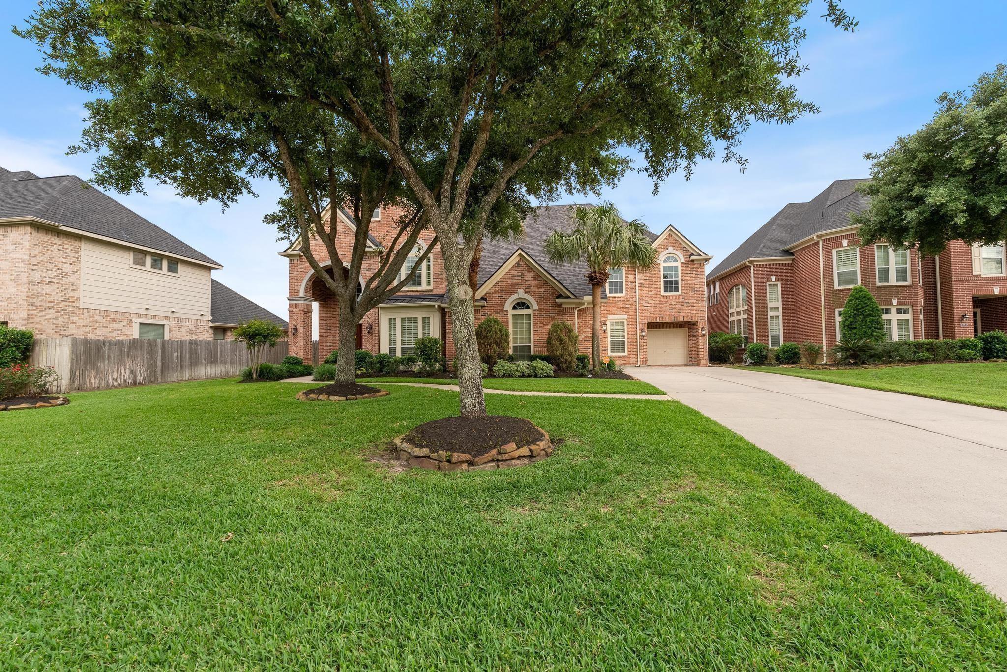 13706 Elm Shores Drive