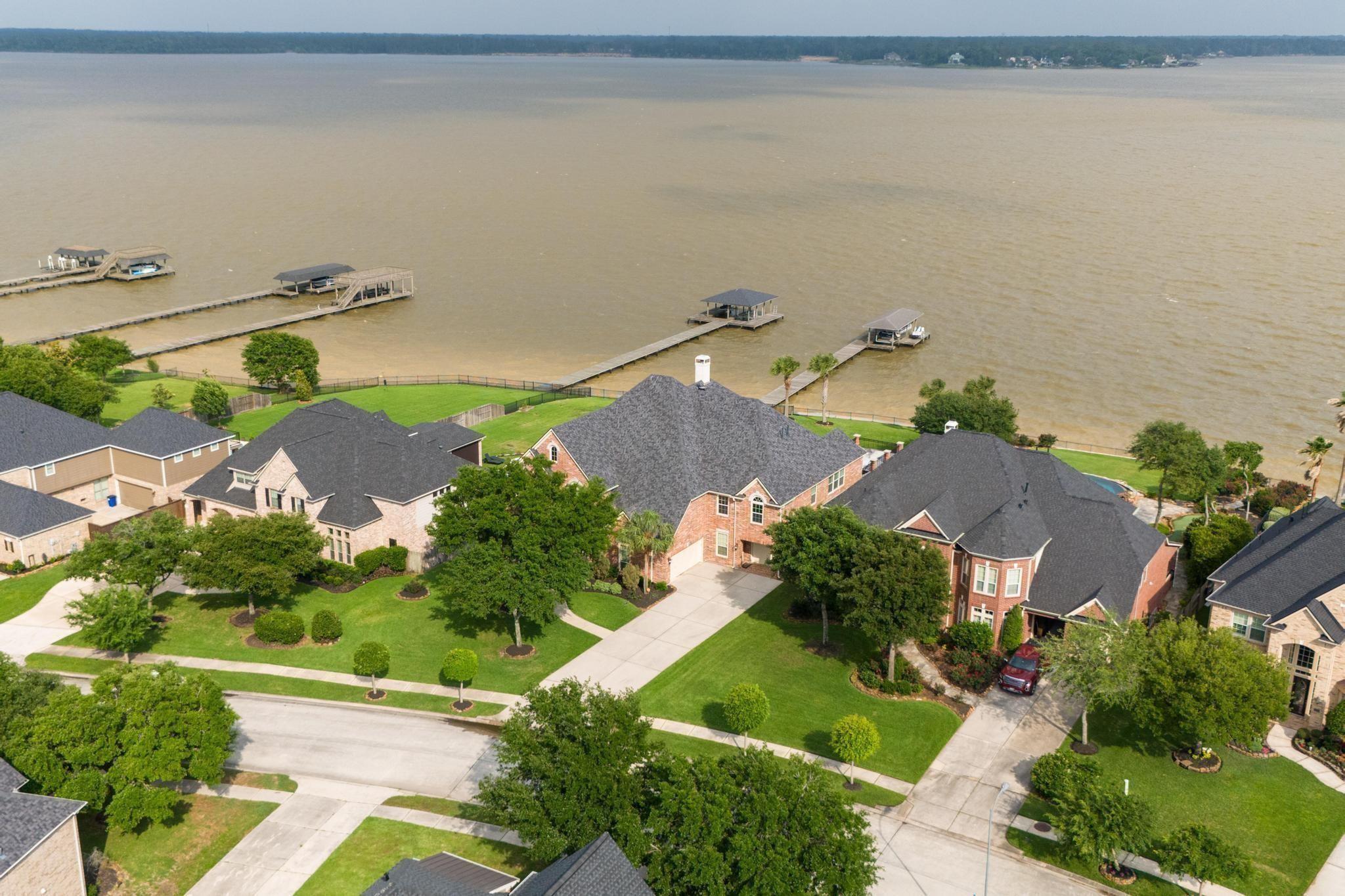13706 Elm Shores Drive