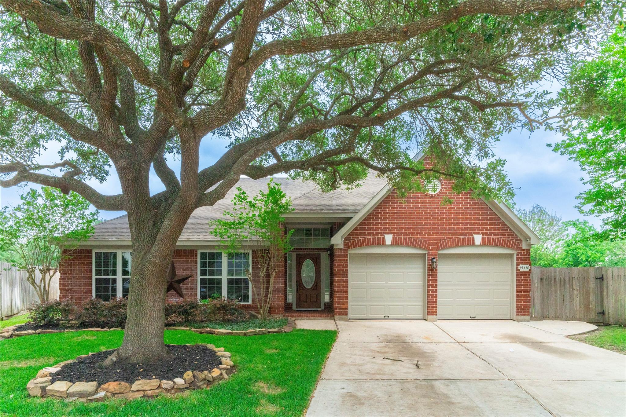 15418 Park Glen Dr Drive