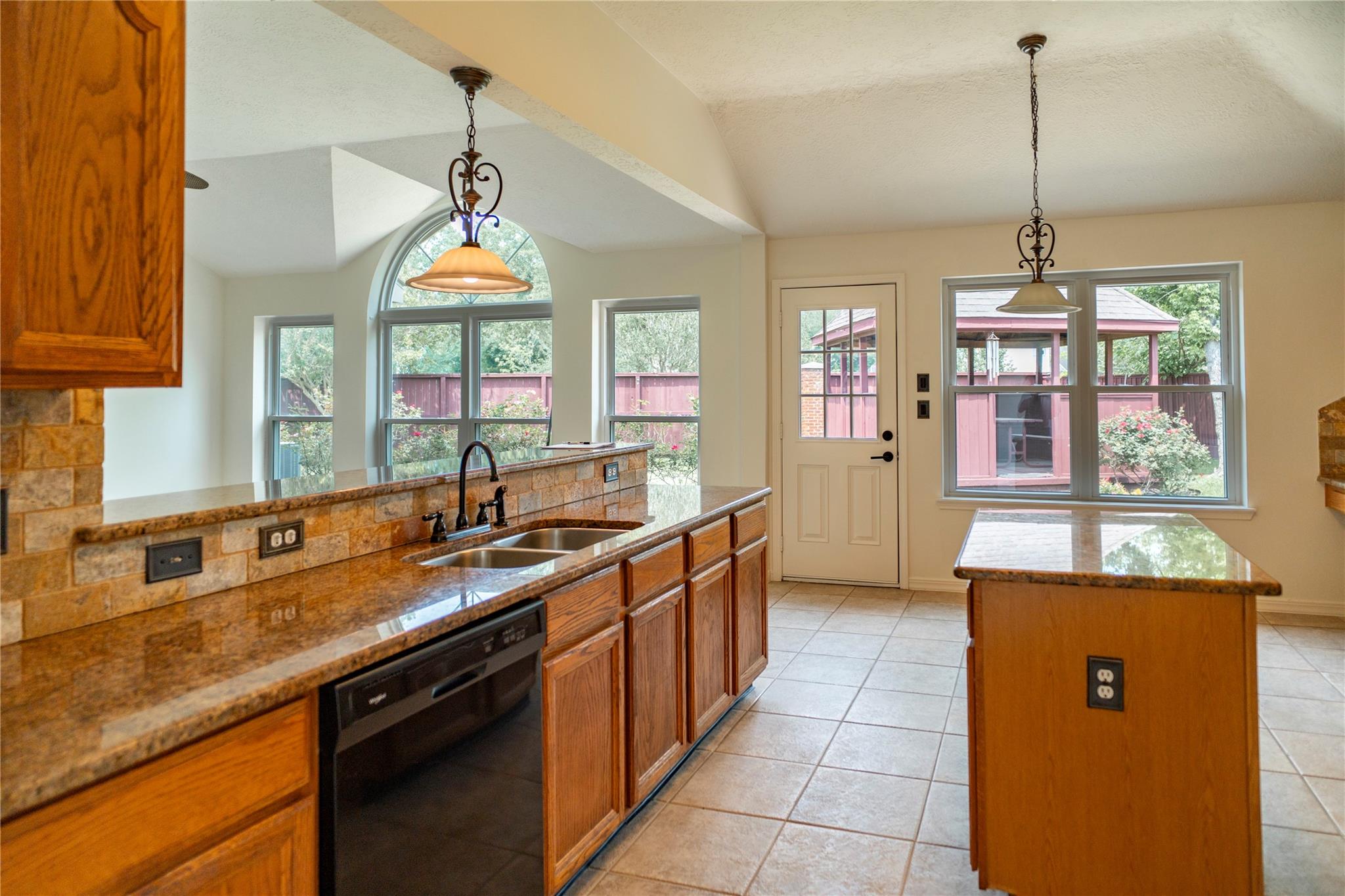 15418 Park Glen Dr Drive