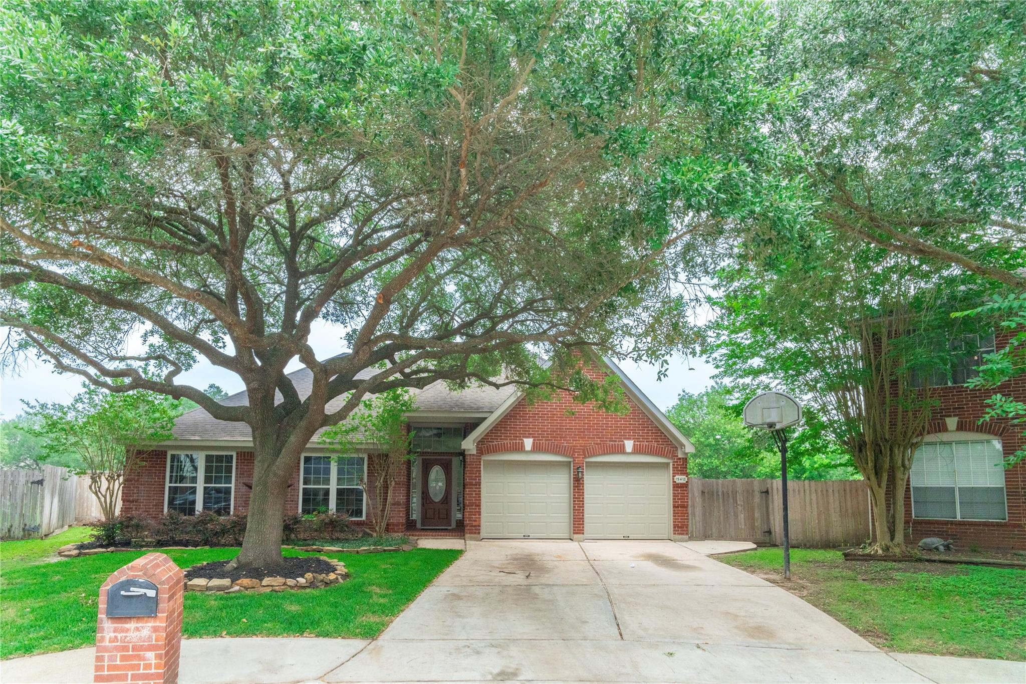15418 Park Glen Dr Drive