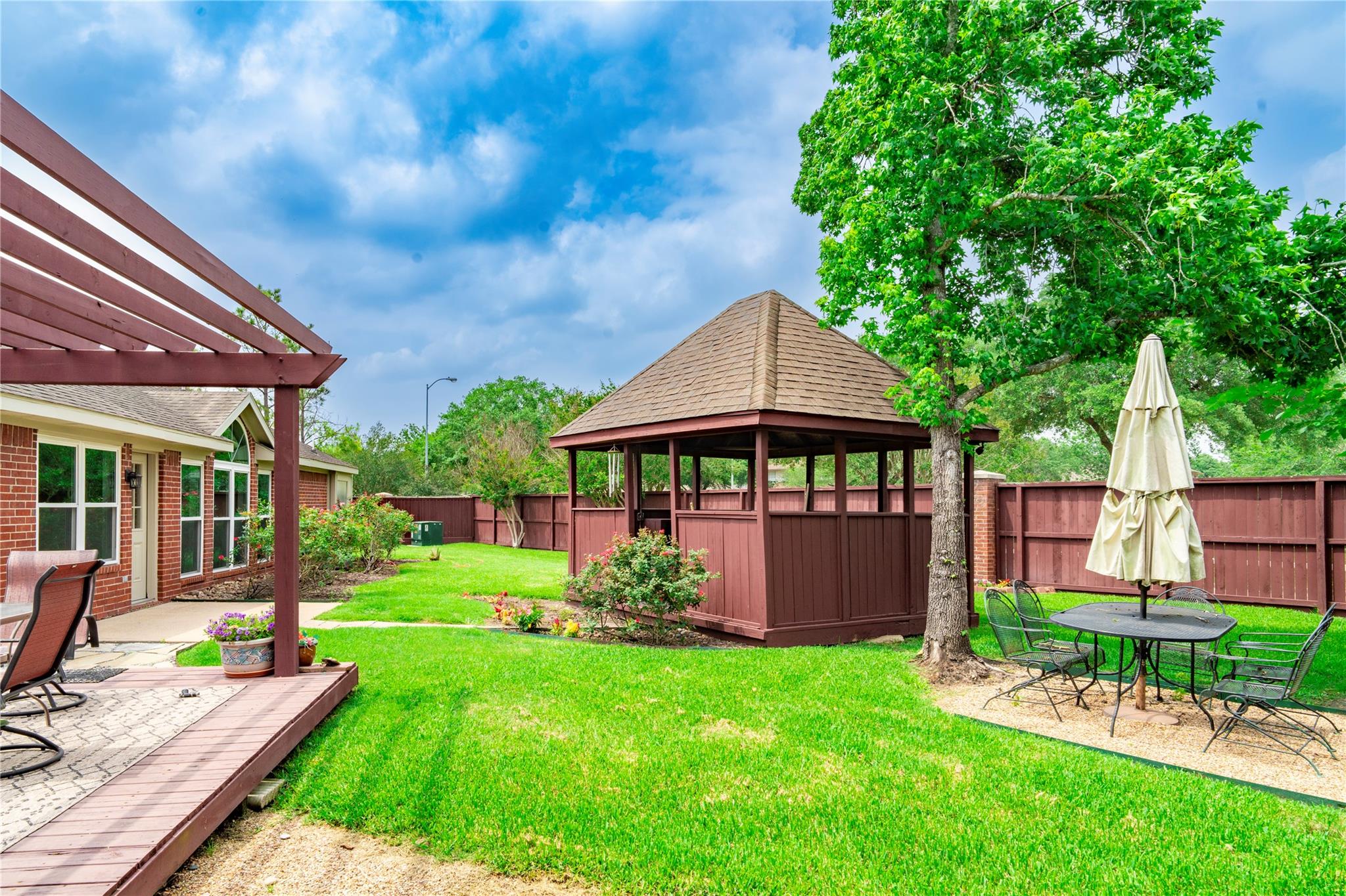 15418 Park Glen Dr Drive