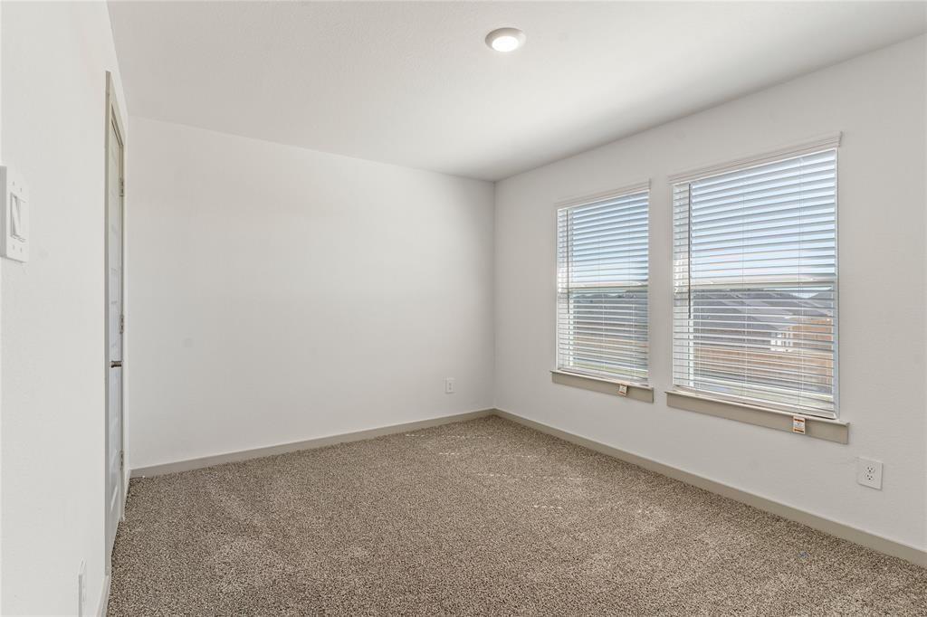 29318 Hoelzen Hollow Drive