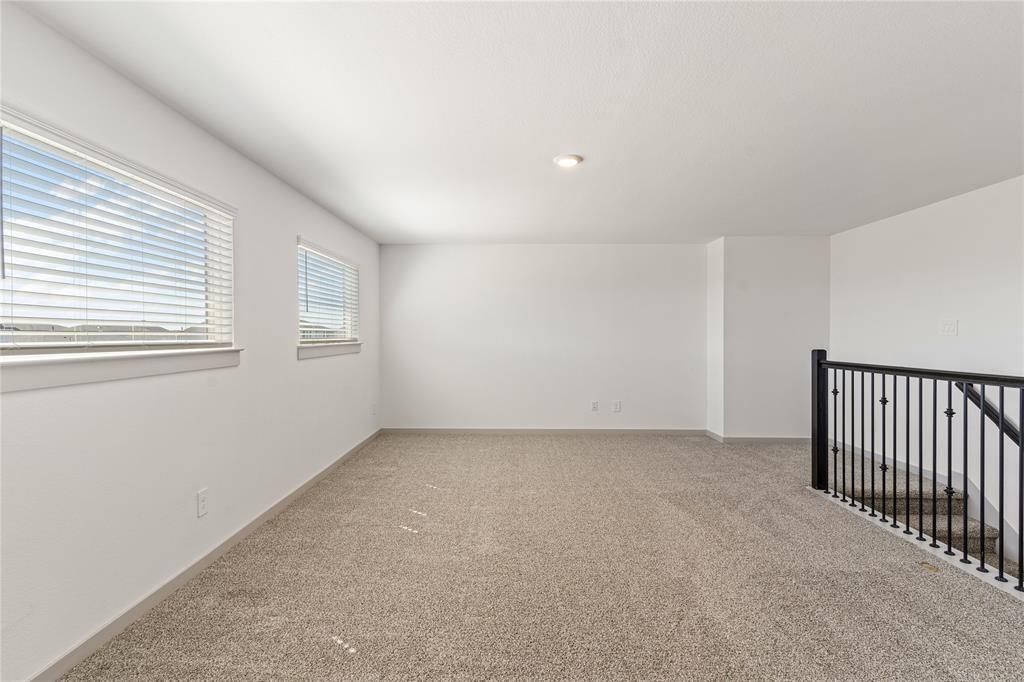 29318 Hoelzen Hollow Drive