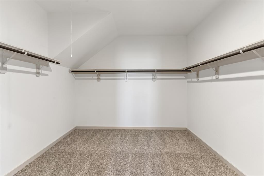 29318 Hoelzen Hollow Drive